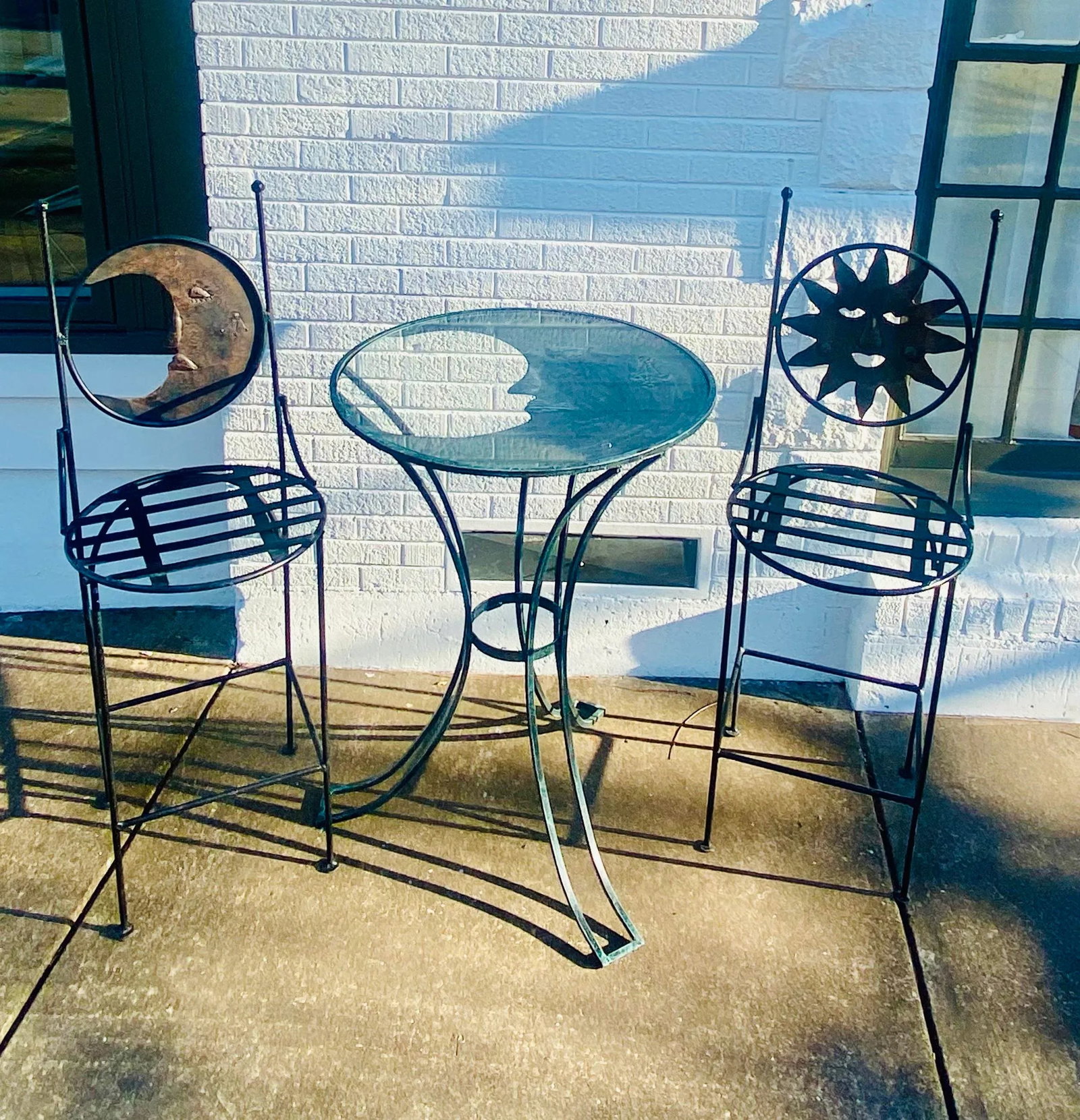 1990s Art Deco Mexican Wrought Iron Celestial Moon and Sun Table & 2 Barstools - 2