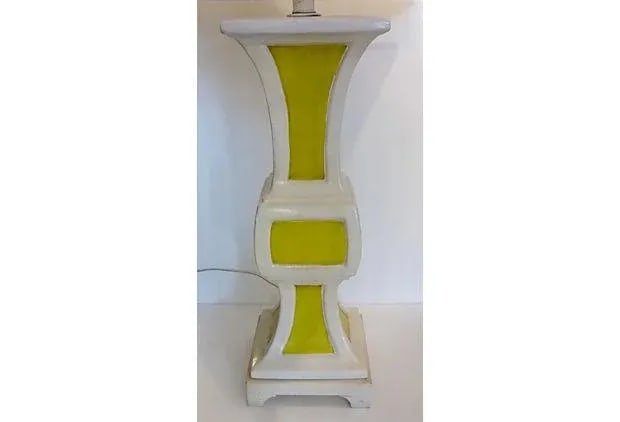 Hollywood Regency Yellow and White Ceramic Table Lamp - 5