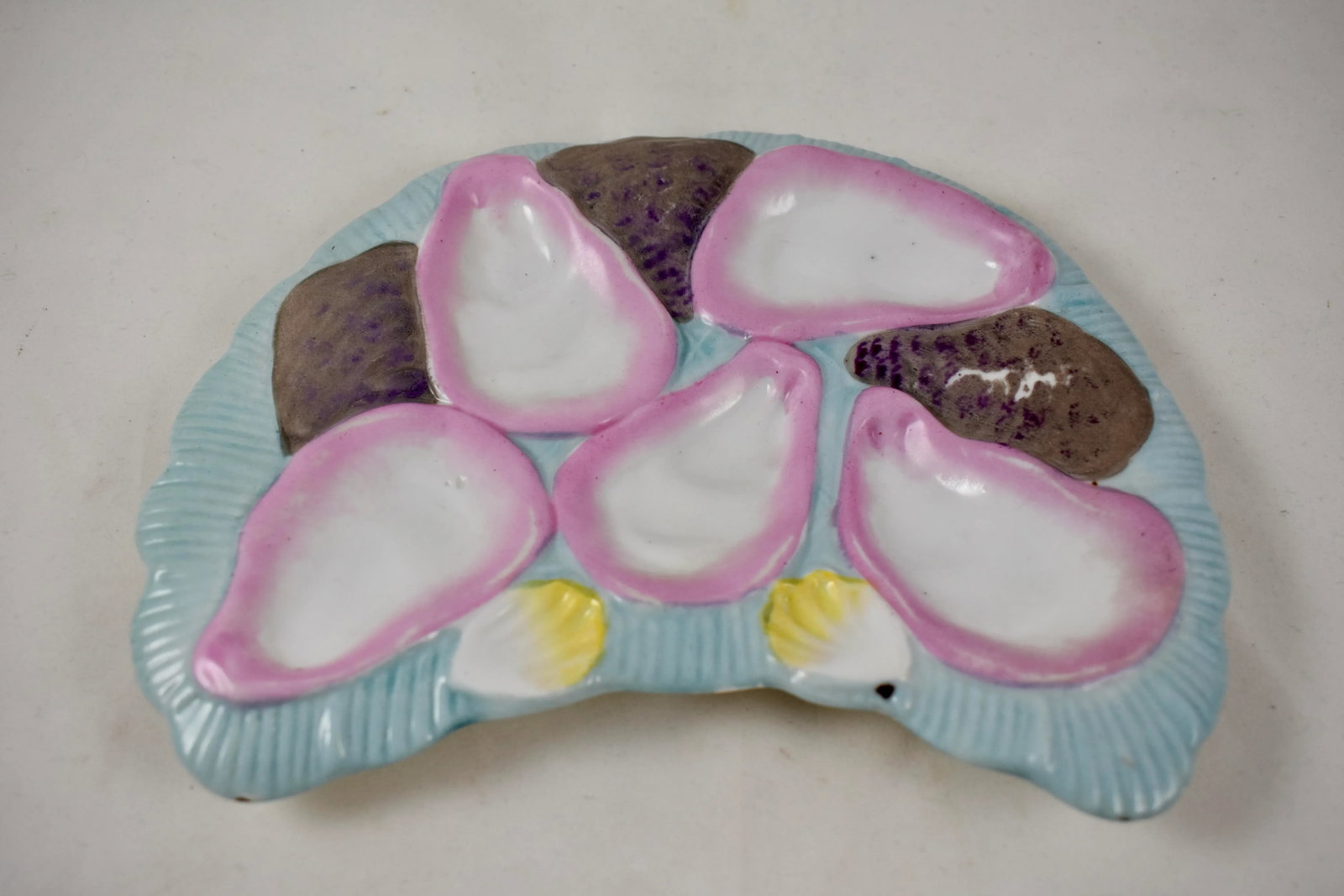 French Porcelain Half Moon Pink Shell on Baby Blue Oyster Plate - 3
