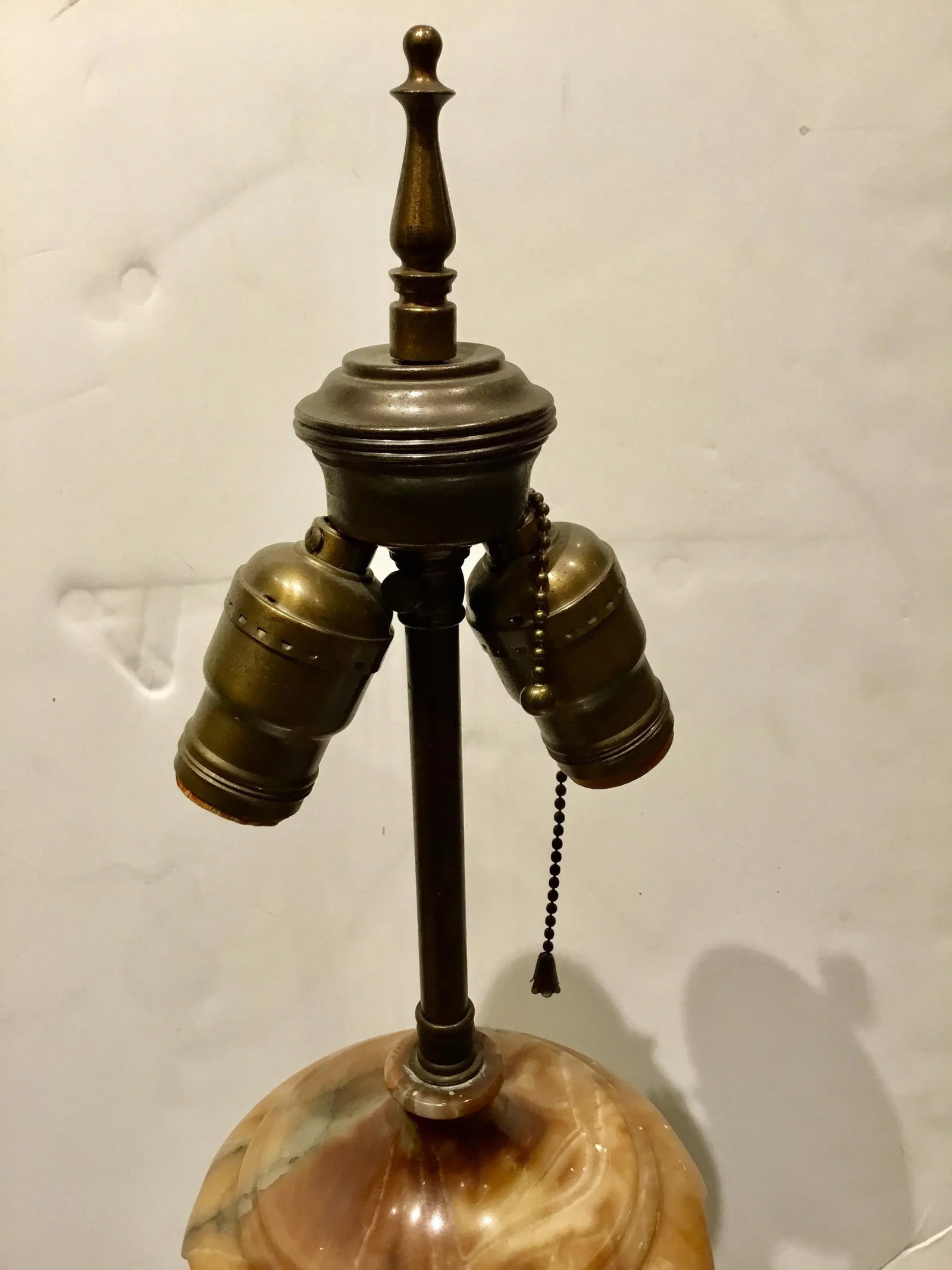 1920s Art Deco Vintage Carved Marble Urns Table Lamps Pair - 7