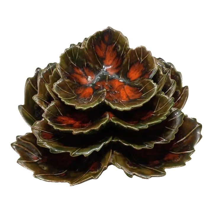 Vintage 1975 Hand Painted Glazed Fall Leaves Nesting Serving Dishes- Set of 4: 4 Fall Leaves Nesting Serve Dishes Vintage Hand Painted Glazed 1975. This is a set of four Autumn leaves nesting serving dishes. They are so cute in green, orange, brown and cream. They are hand