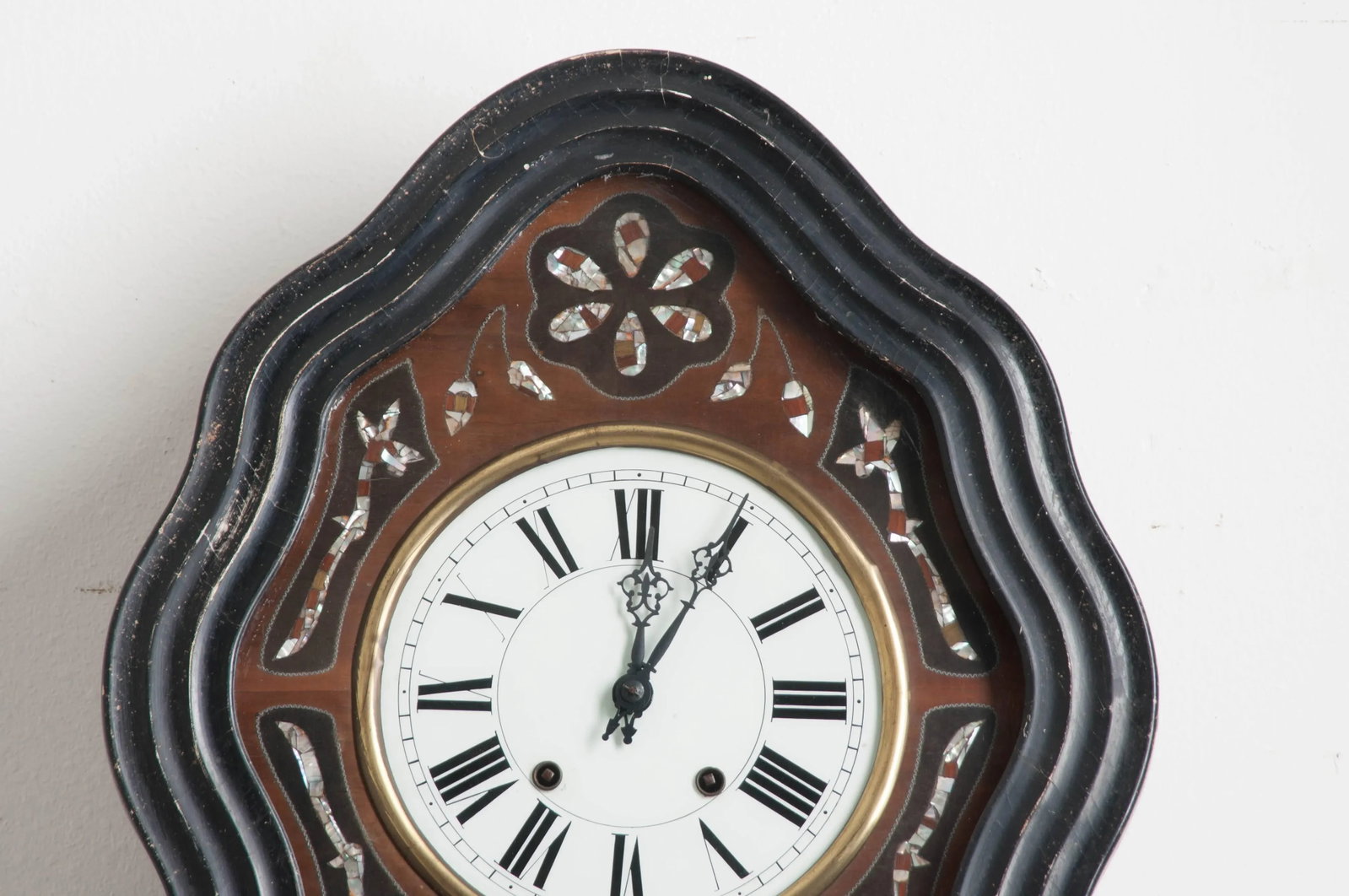 French 19th Century Napoleon III Mother-of-Pearl Inlay Wall Clock - 3