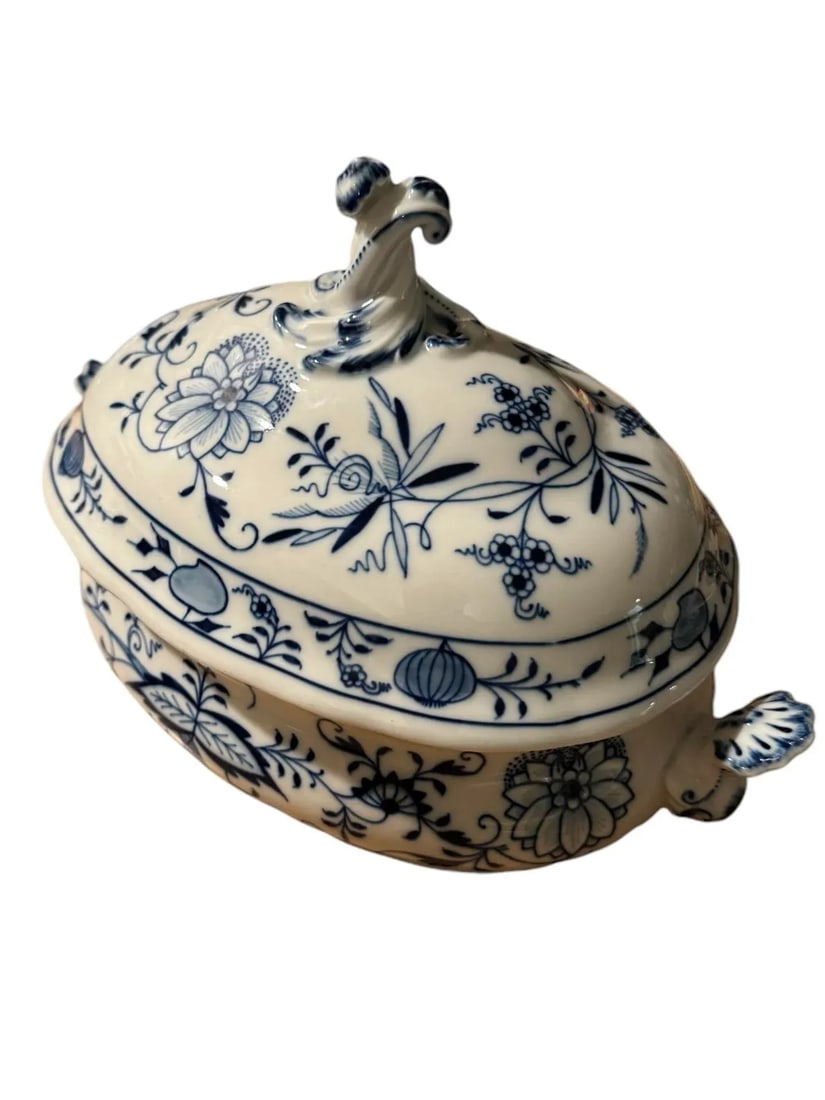 Antique Meissen Blue Onion Soup Tureen - 8