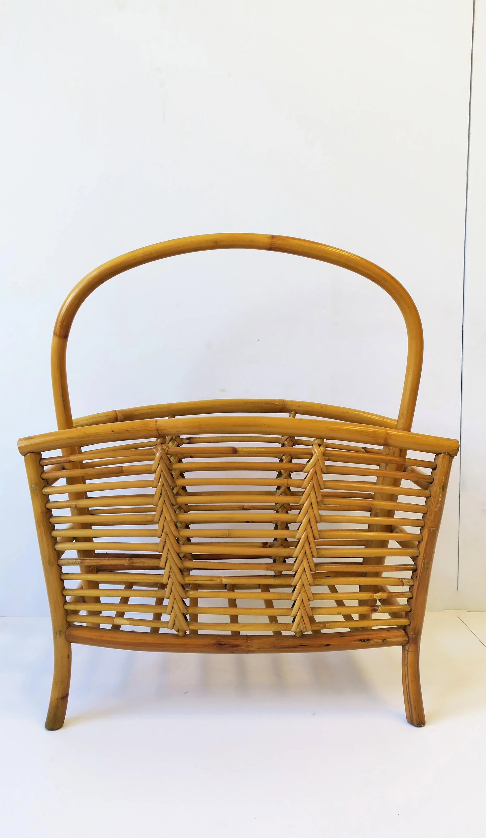 Wicker Rattan Bamboo Magazine Rack or Holder, Circa 1970s - 6