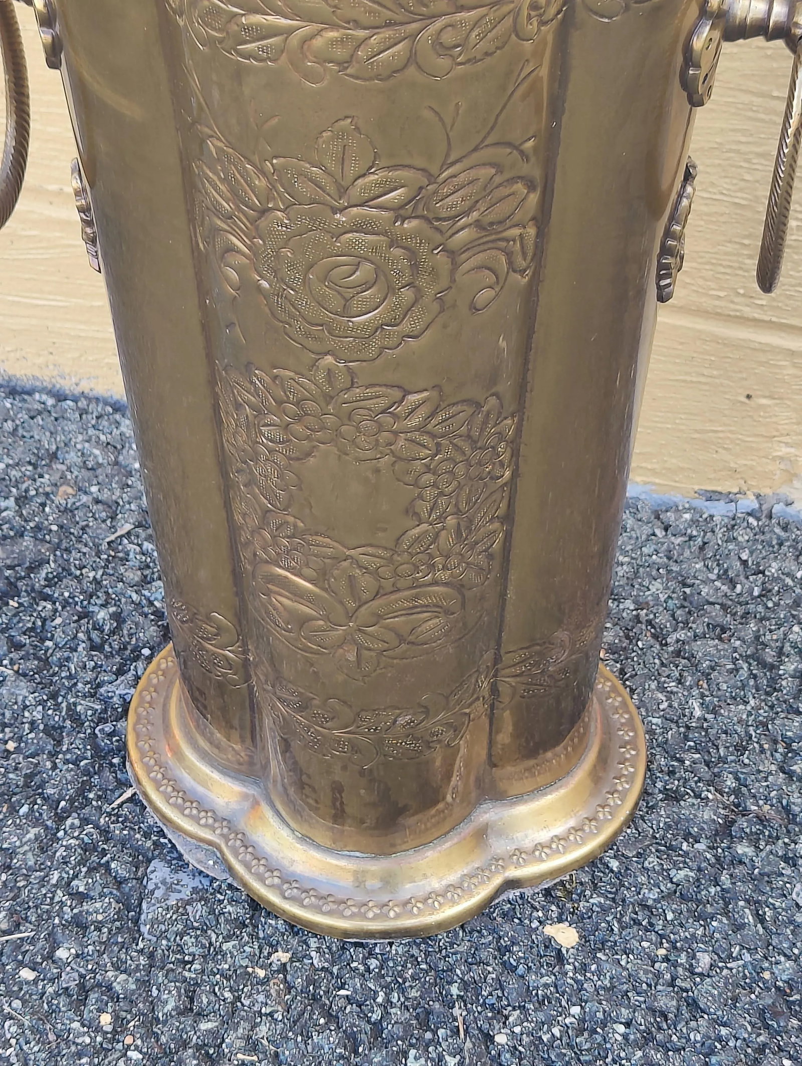Vintage Umbrellas Bucket/Stand - 4