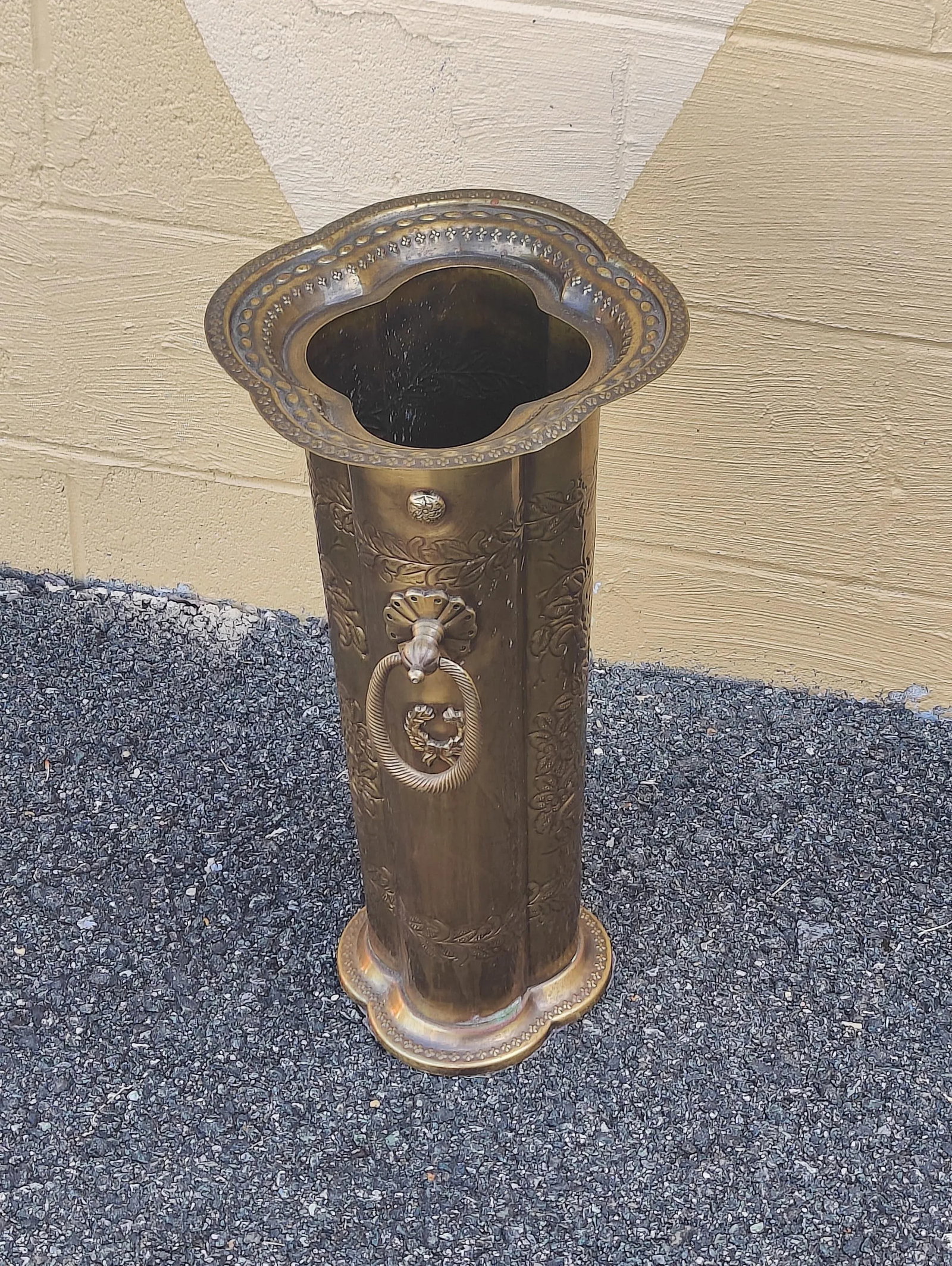 Vintage Umbrellas Bucket/Stand - 9