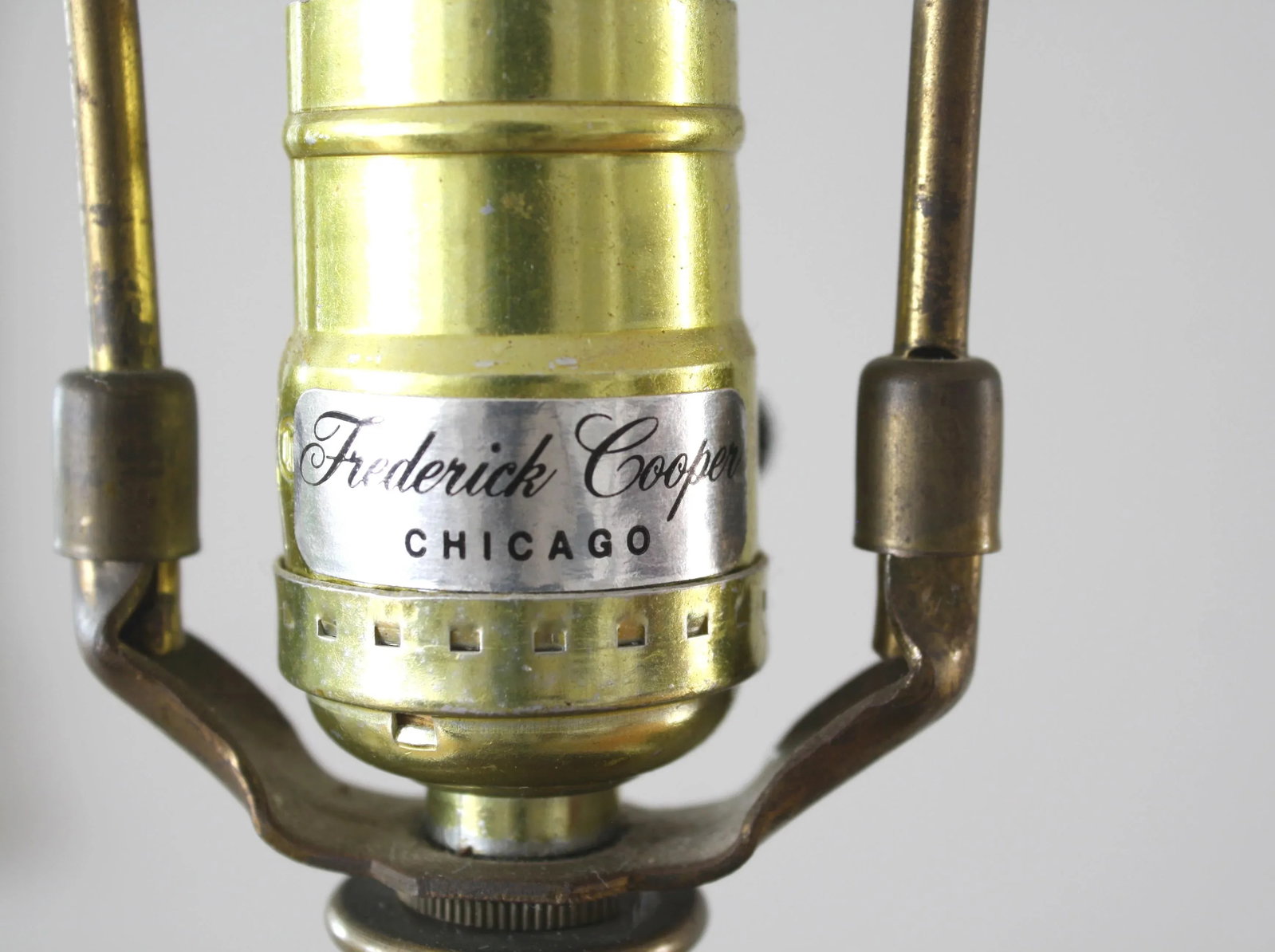 Mid 20th Century Frederick Cooper Regency Gilt Detail Botanical Ginger Lamp - 9