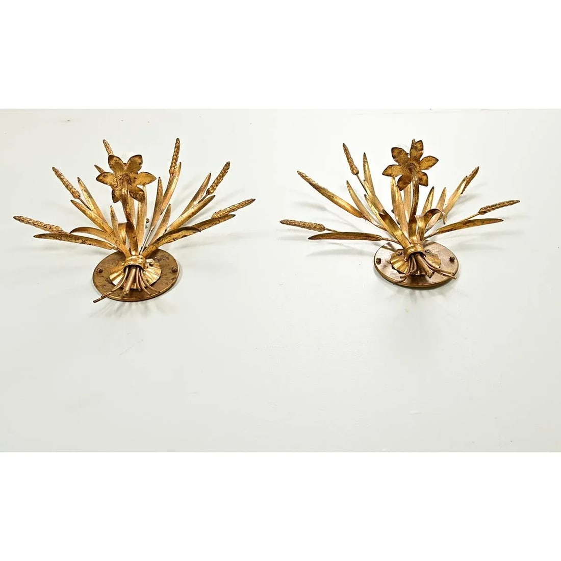 French Pair of Vintage Brass Wheat Sconces - 3