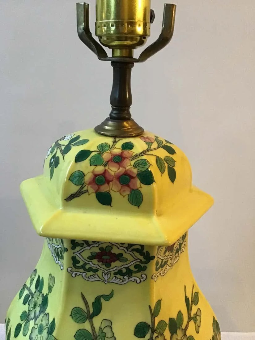 1960s Hand Painted Ceramic Peacock Table Lamps On Brass Bases - A Pair - 3