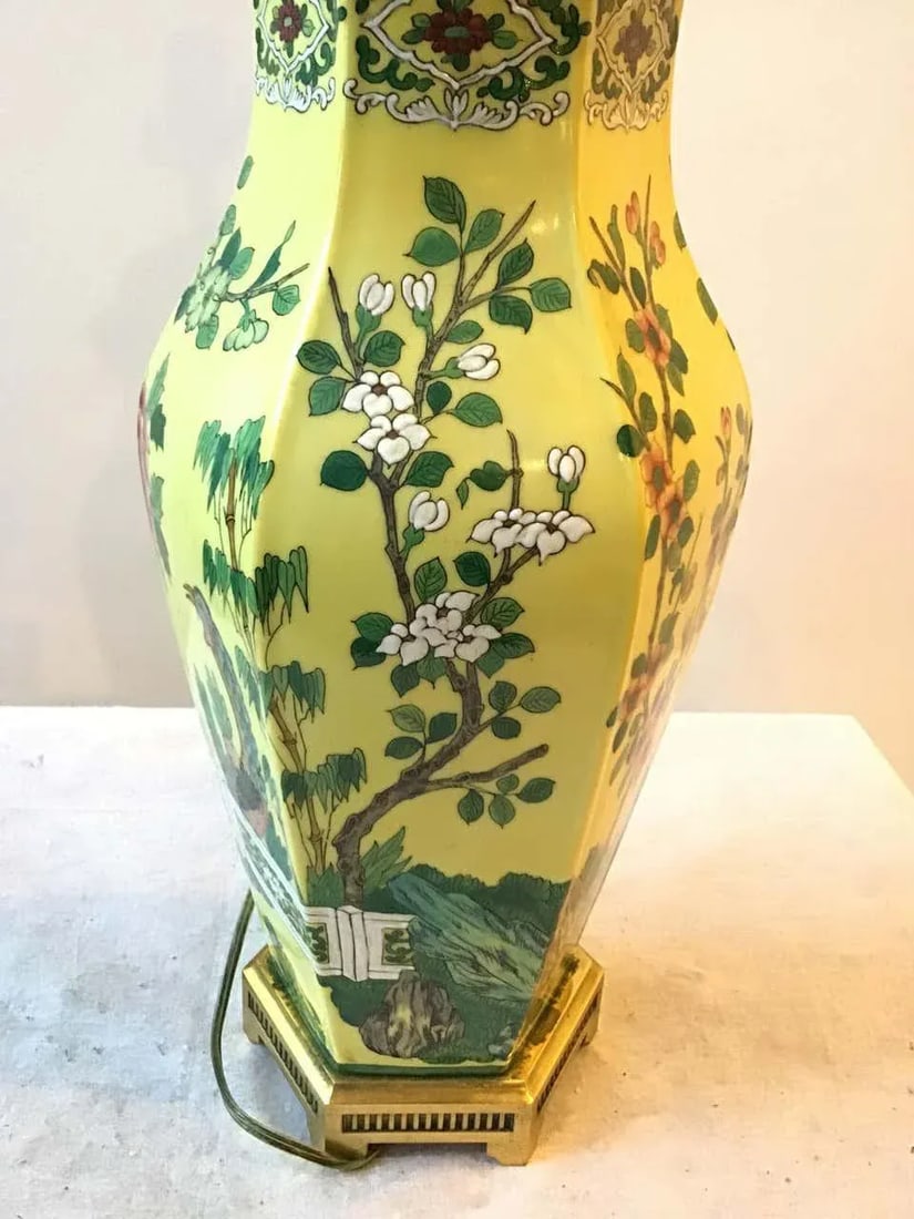 1960s Hand Painted Ceramic Peacock Table Lamps On Brass Bases - A Pair - 7