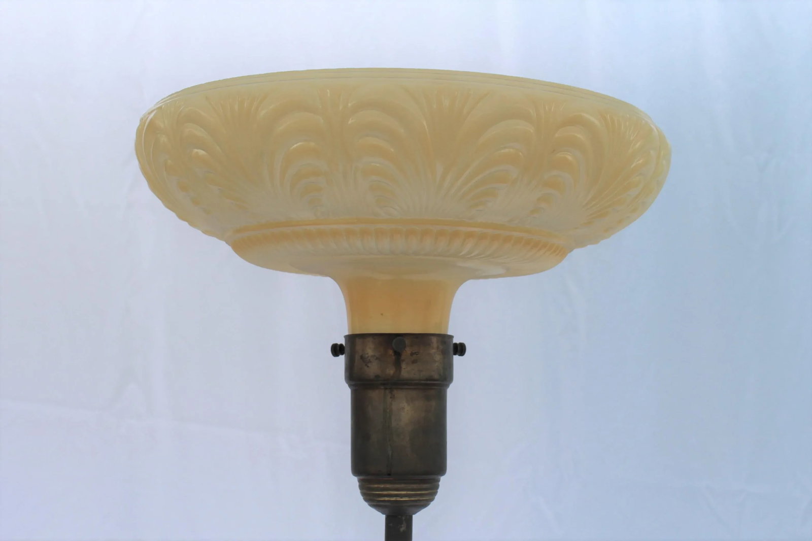 1920s Art Deco Original Iron Forged Floor Lamp - 2