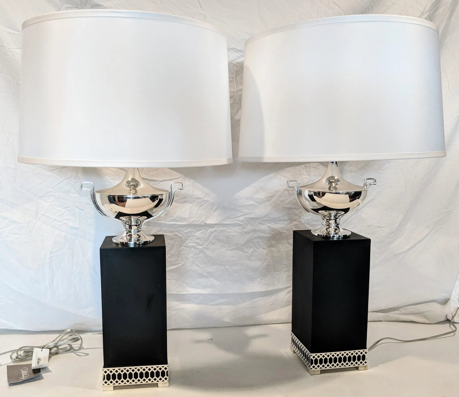 Regency Estate Robert Abbey Williamsburg Tucker Chrome and Ebony Wood Lamps - a Pair (2) - 7