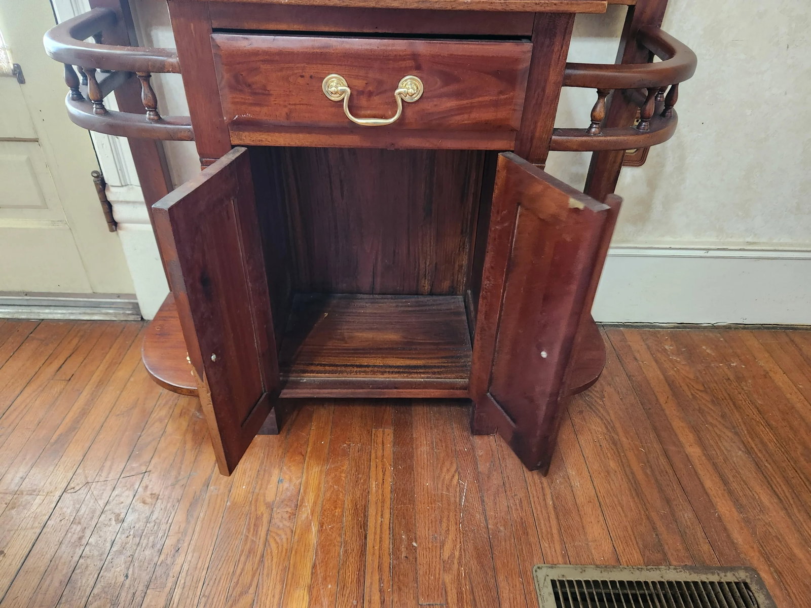 Late 20th Century Victorian Style Mahogany Hall Tree With Storage - 8