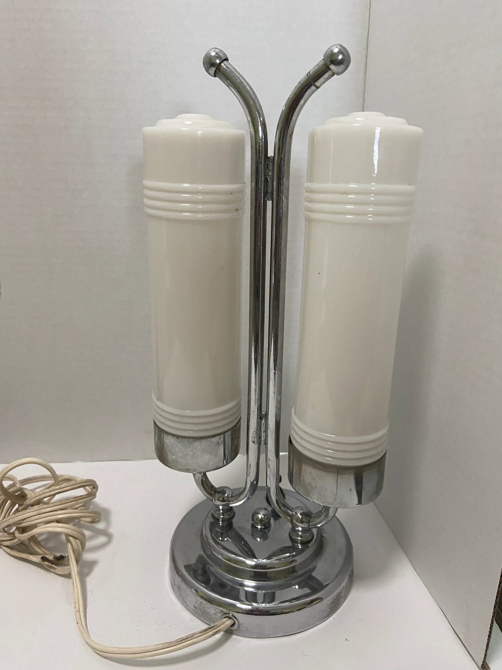 Mid 20th Century French Modernist Art Deco Table Lamp - 2