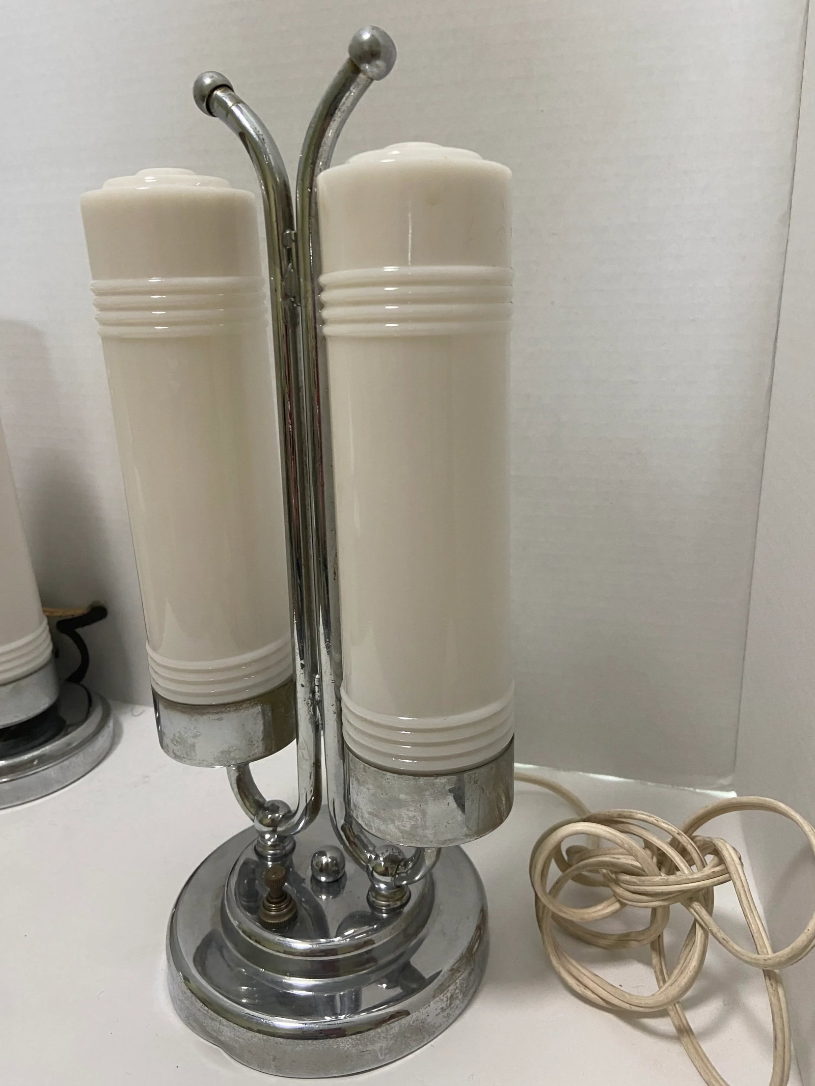 Mid 20th Century French Modernist Art Deco Table Lamp - 4