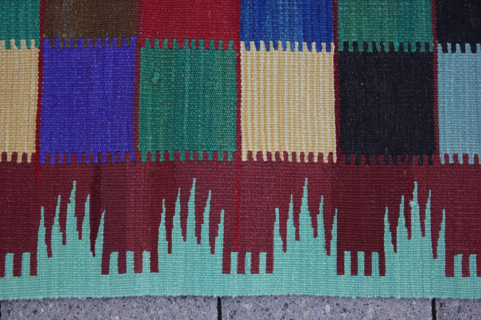 1960s Vintage Turkish Hand Knotted Rainbow Geometric Kilim Rug - 10