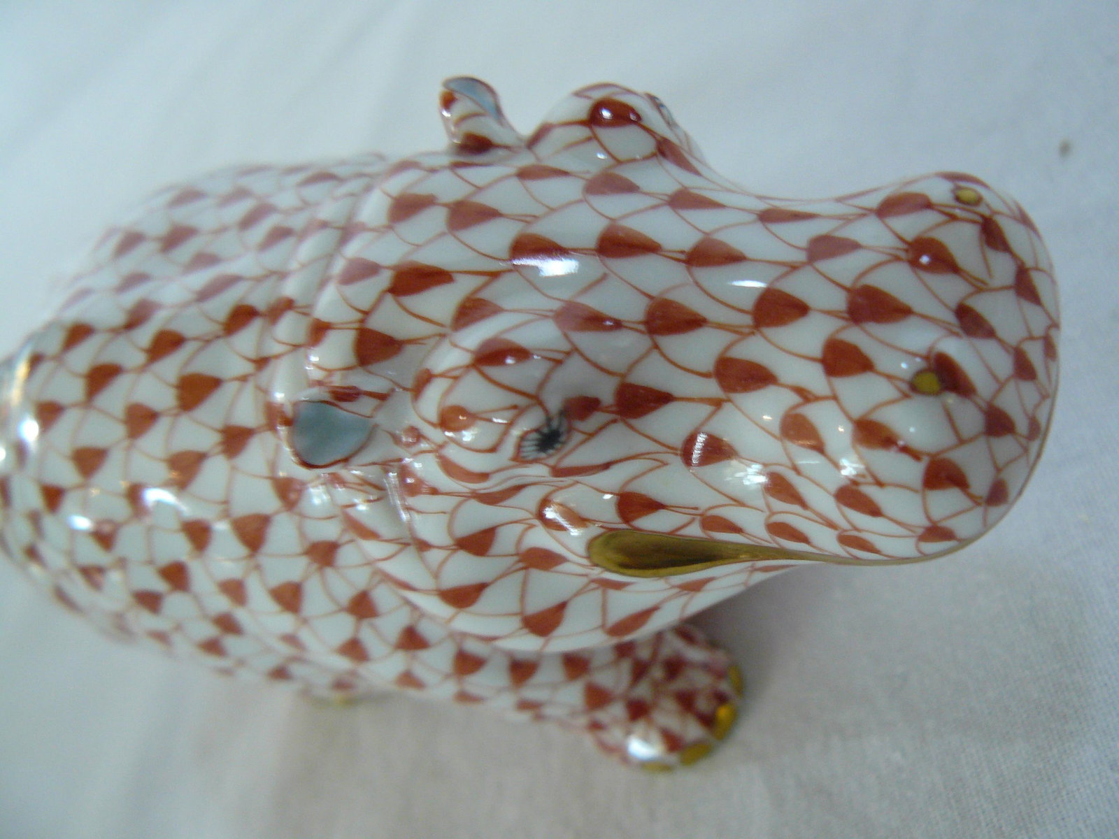 Herend Red Fishnet Handpainted Hippo - 4