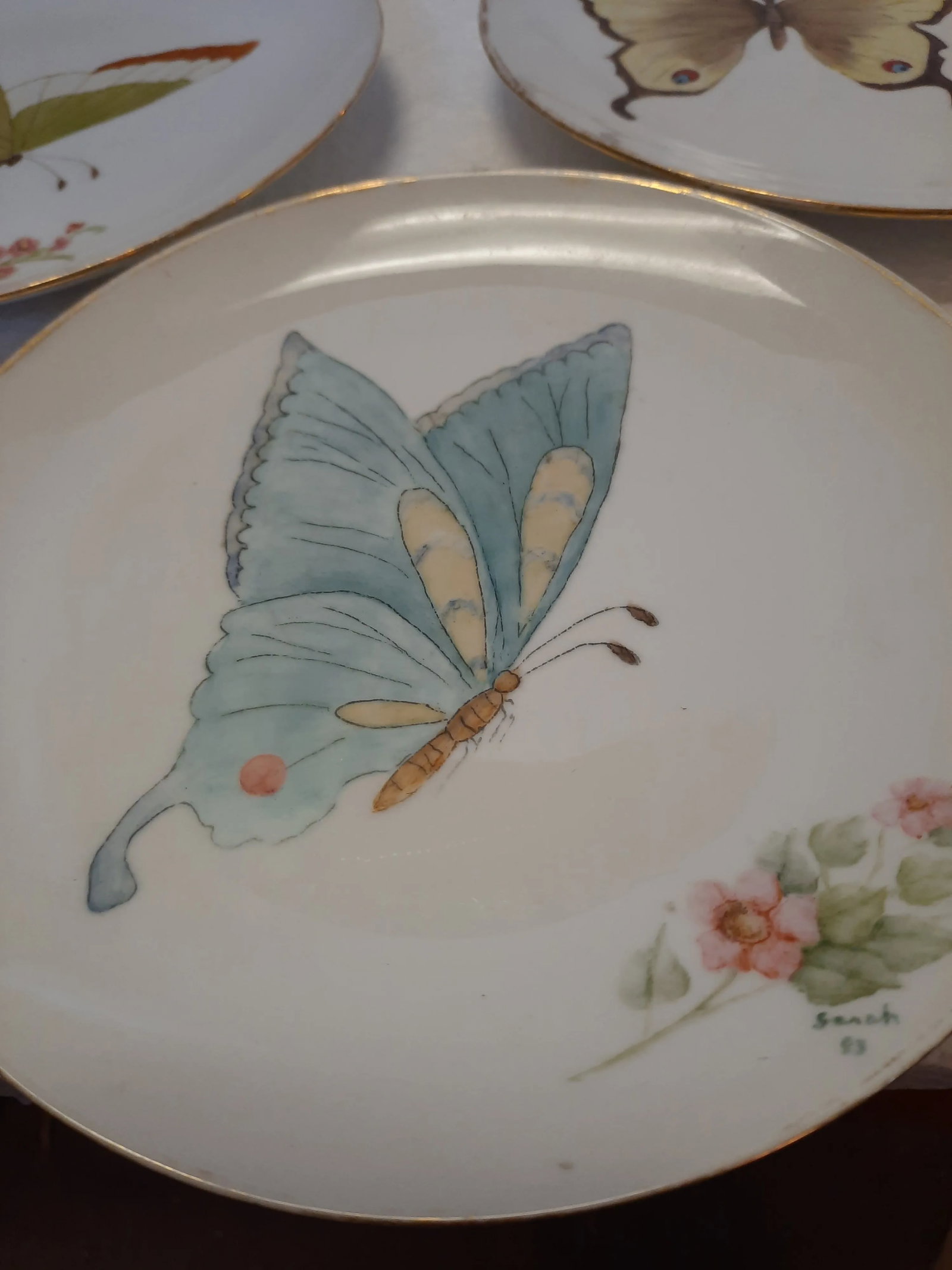 1980s Painted Plates - Set of 7 - 3