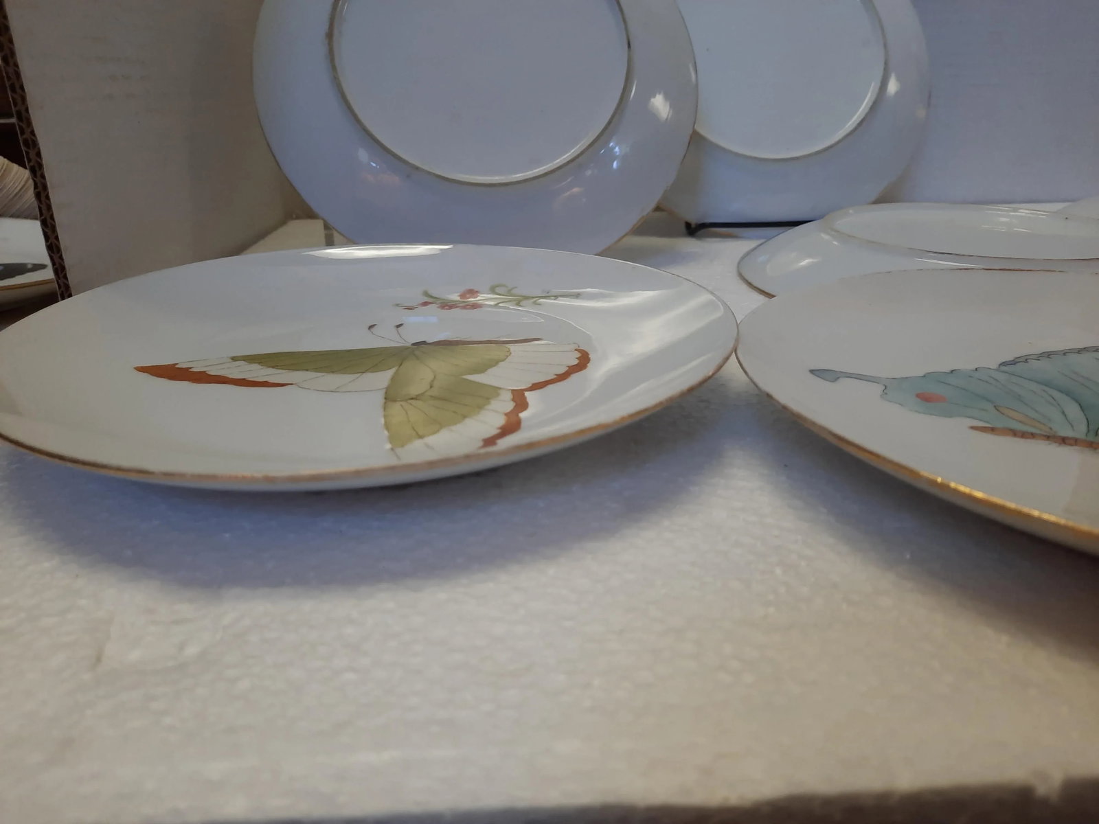 1980s Painted Plates - Set of 7 - 9