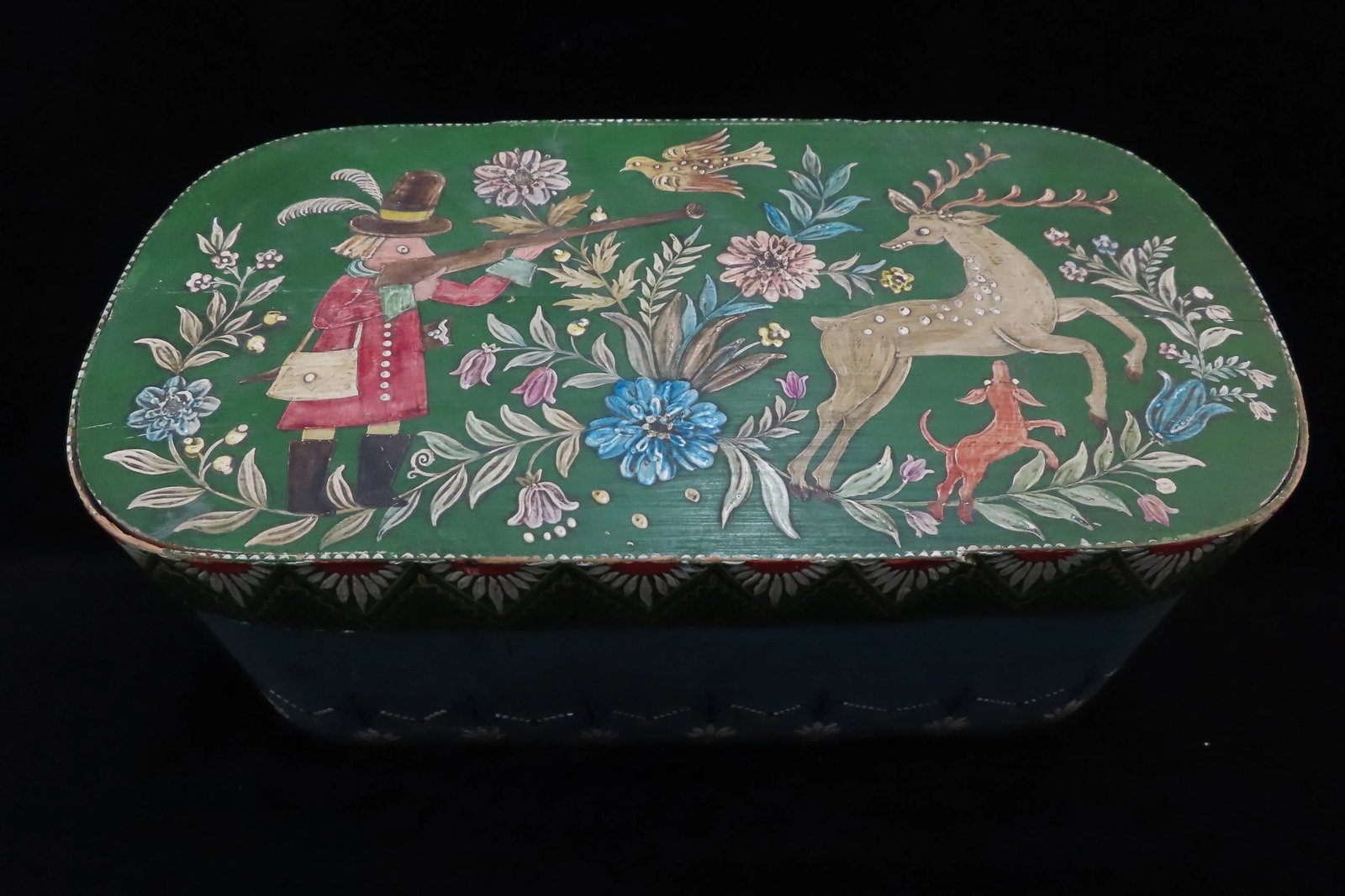 Vintage Hand Painted Tole Deer Hunting Scene Wood Keepsake Sewing Box With Lid - 2