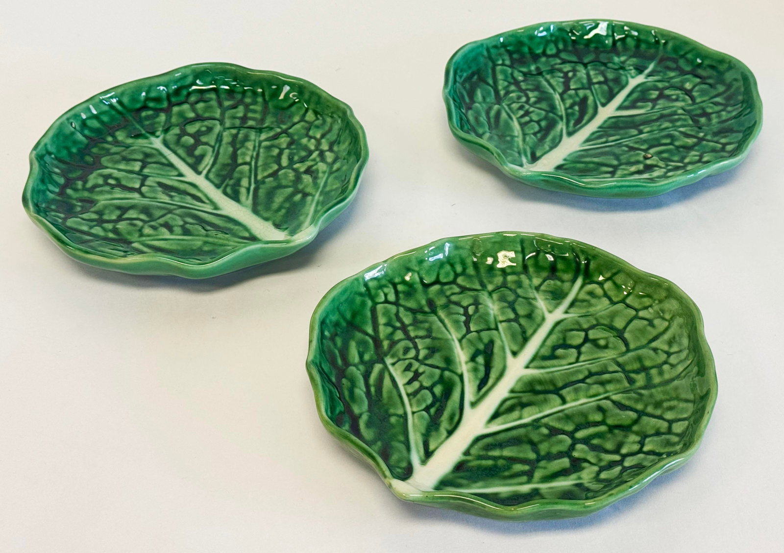 Vintage Bordallo Pinheiro Style Cabbage Leaf Plates, Set of 3 - 3