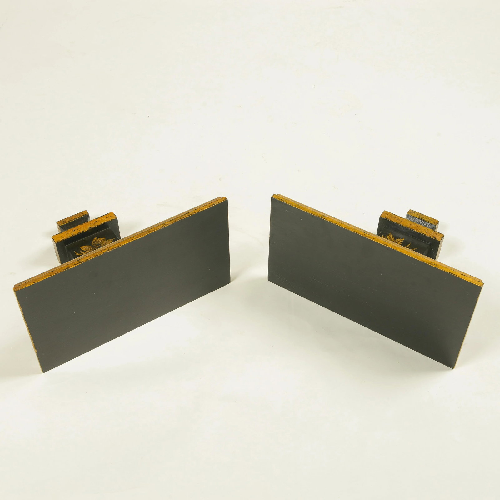 Pair of Chinoiserie Black and Gilt Brackets - 5