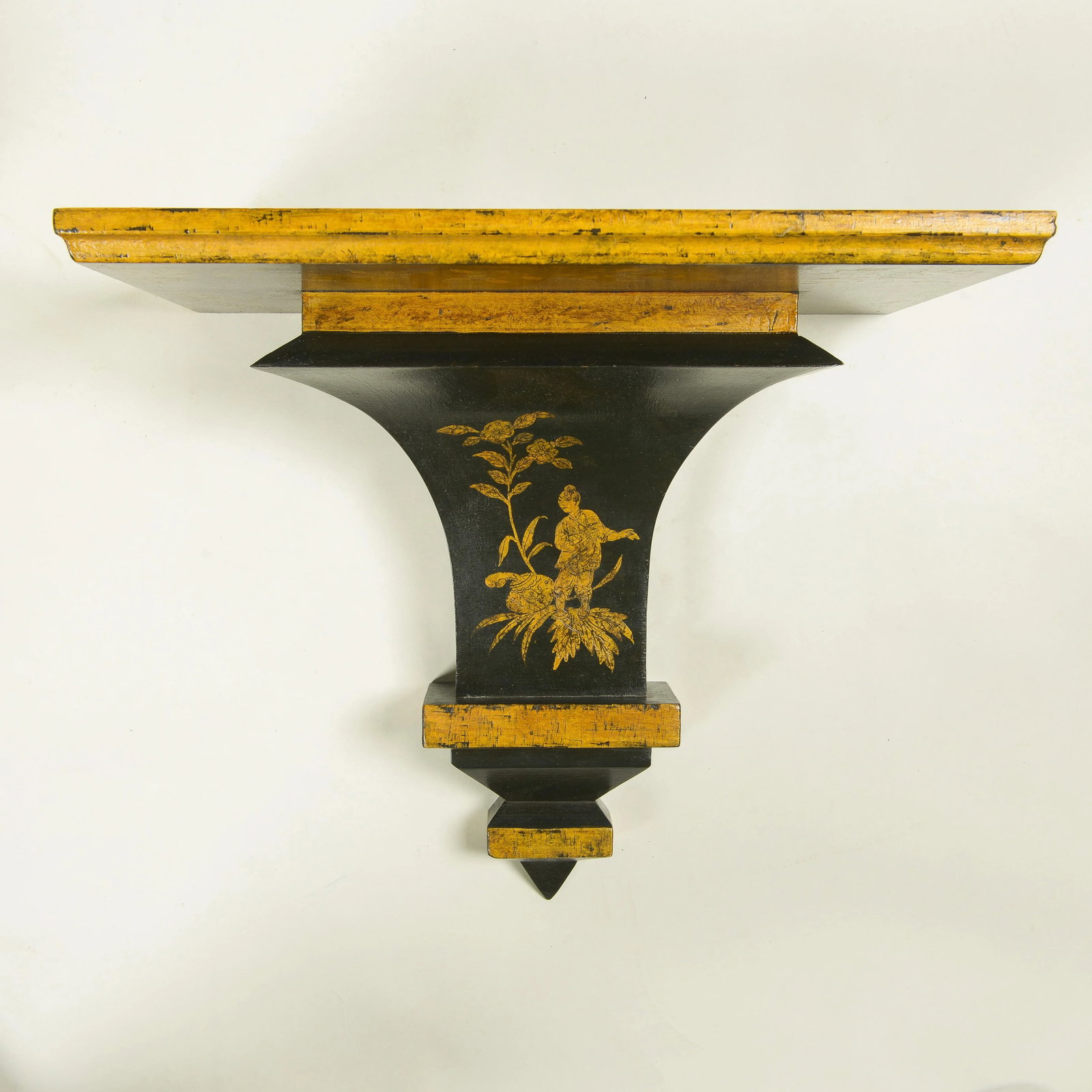 Pair of Chinoiserie Black and Gilt Brackets - 7