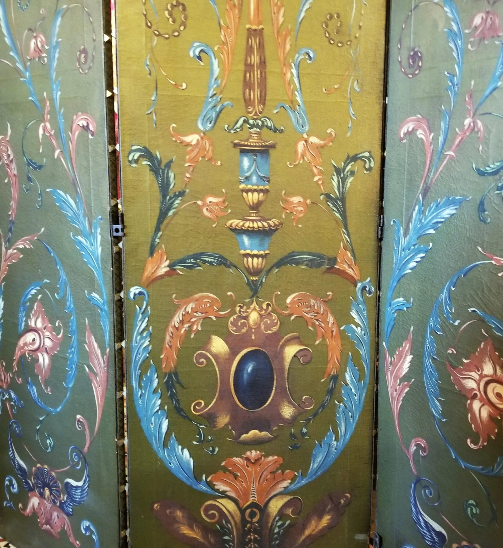 1940s Painted Floral Green Folding Screen - 3