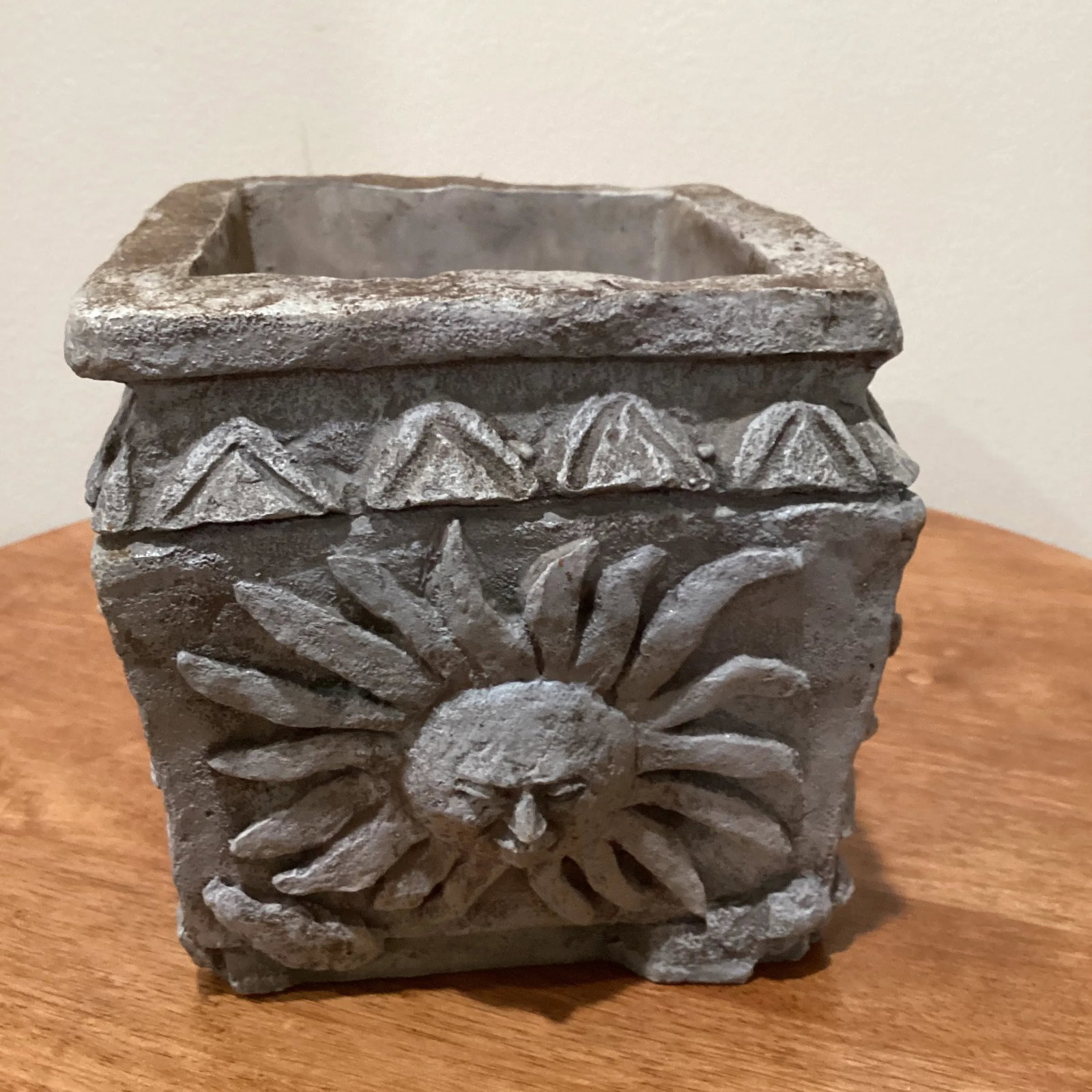 Antique Neoclassical Stone Garden Planter With Sun Face on All Four Sides - 3