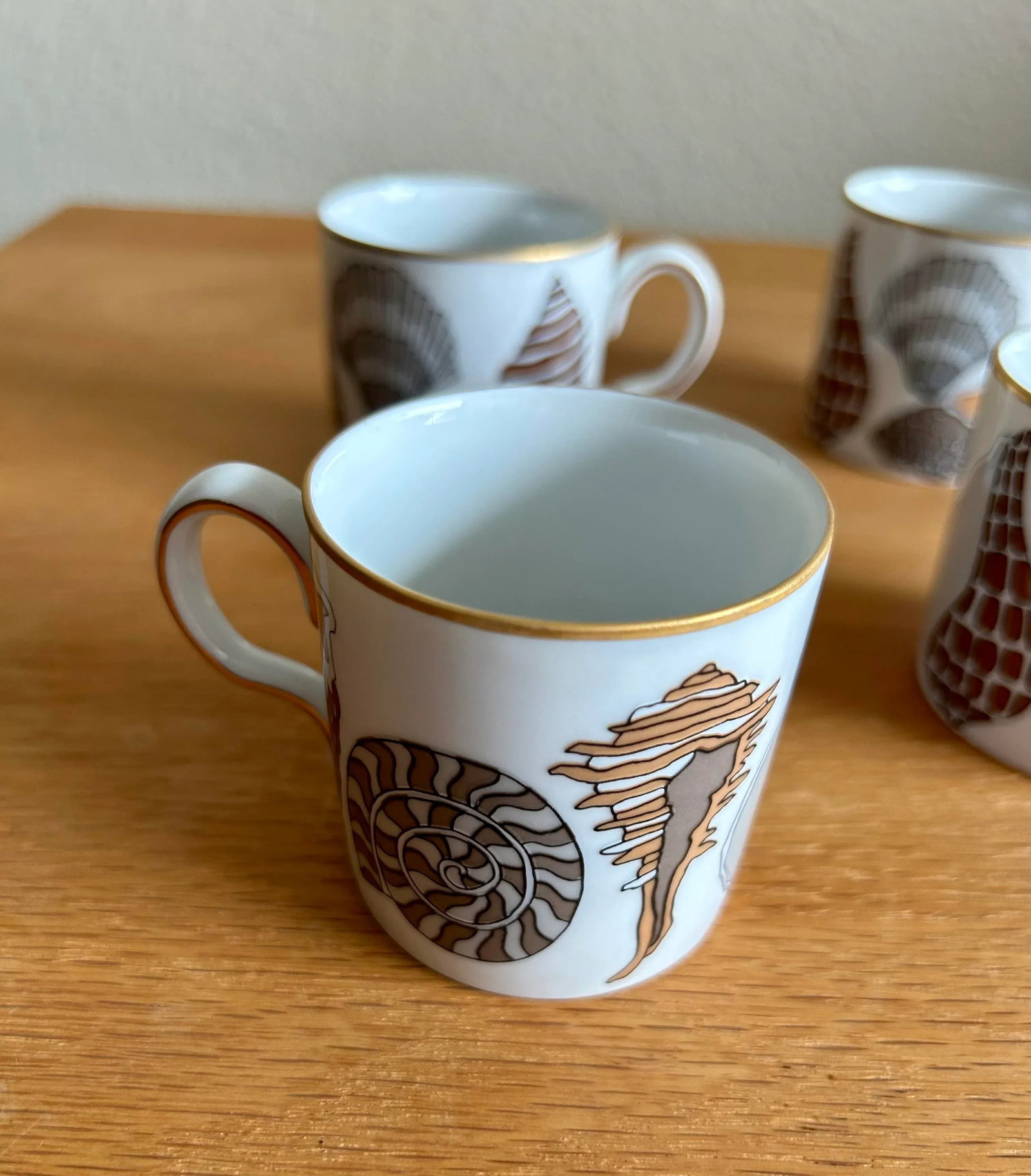 Neiman Marcus Fitz Floyd Beach Shell Espresso Cup - Set 8 - 8