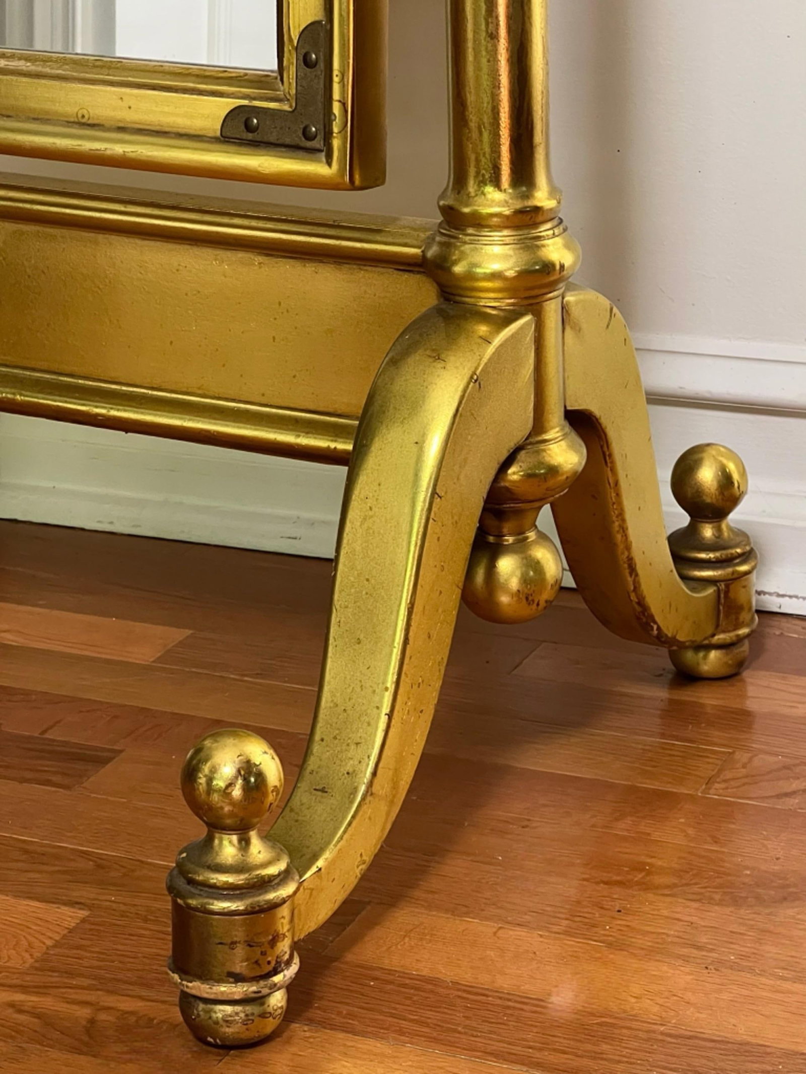 1970s Hollywood Regency Giltwood Cheval Floor Mirror - 8