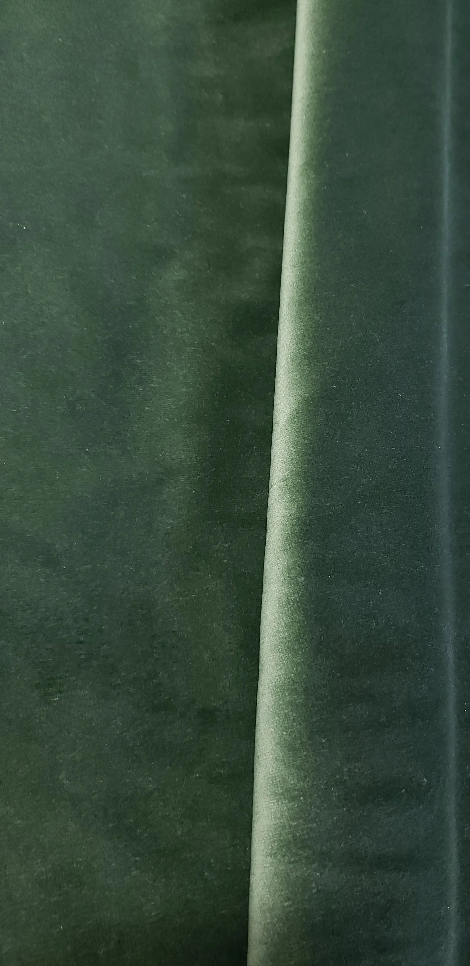 Kravet Versailles-E269140 Velvet Fabric- 8 Yards: 8 yards available Details: Width54 IN BrandKravet Design TypeVelvet: Weave Country of Manufacture:Made In Netherlands FinishCrease Resistant Finish RailroadedNo CompositionFront: Cotton - 100%; Back: