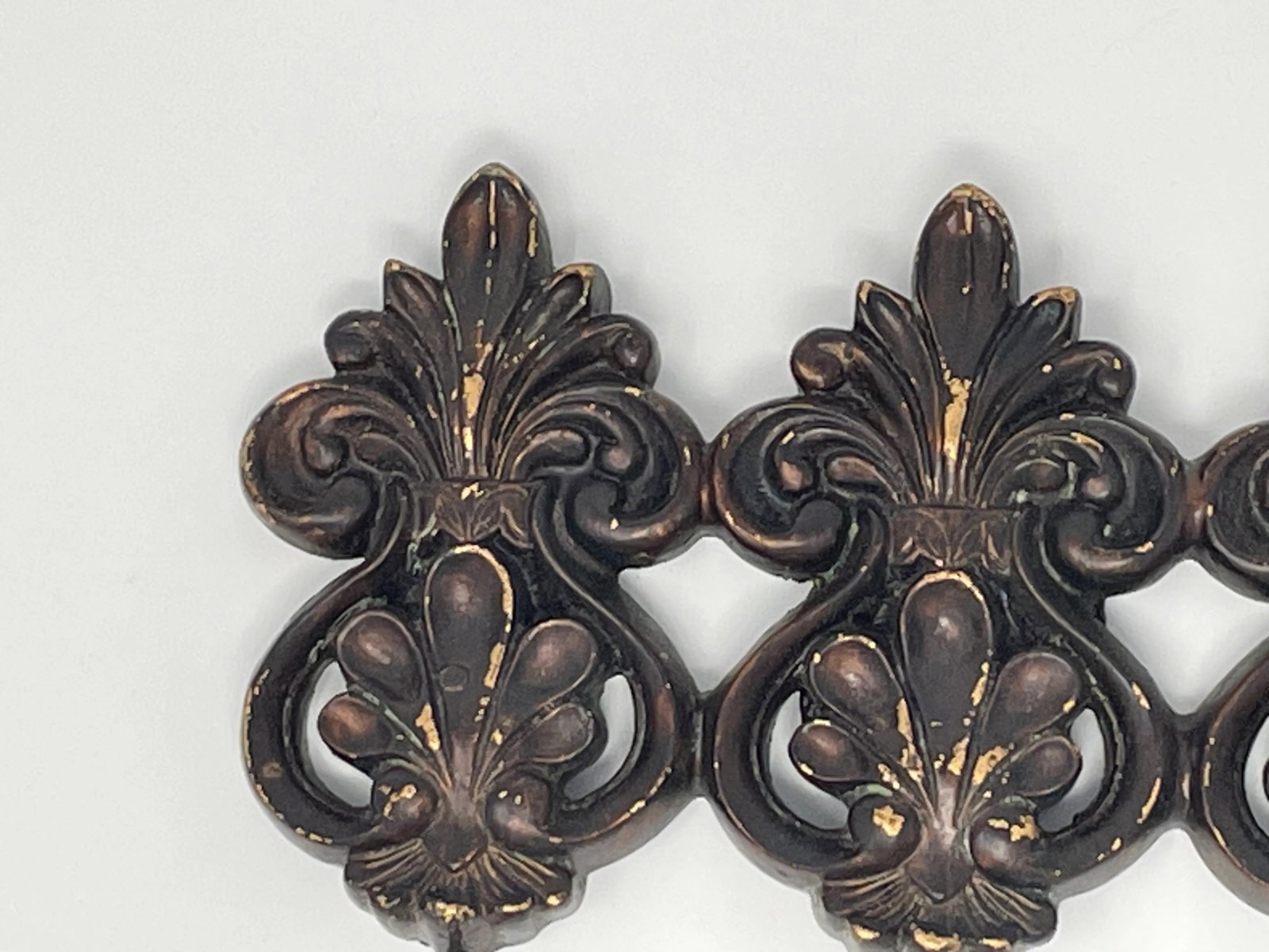 1970s Vintage Wall Mounted Triple Hook Rack - 2