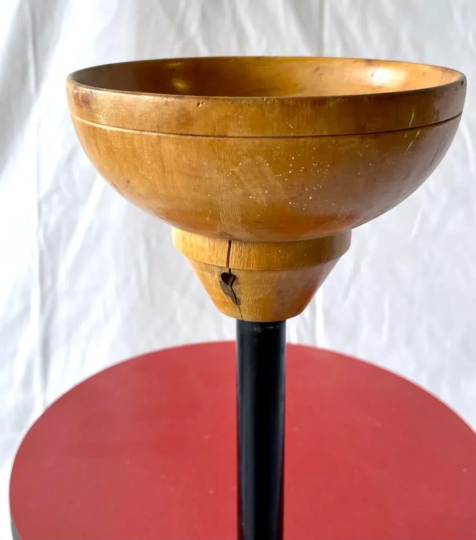 Vintage Mid-Century Modern Plant Stand - 7
