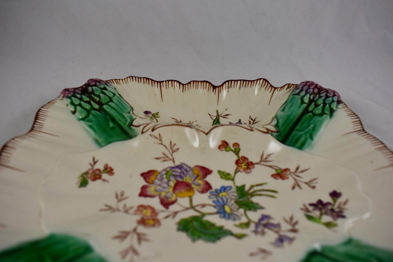 Longchamp Terre De Fer Hand-Painted Asparagus Plate - 5