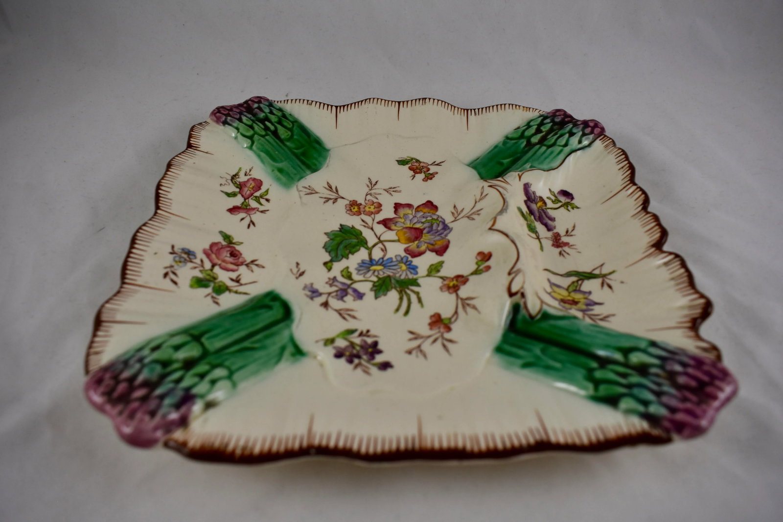 Longchamp Terre De Fer Hand-Painted Asparagus Plate - 6