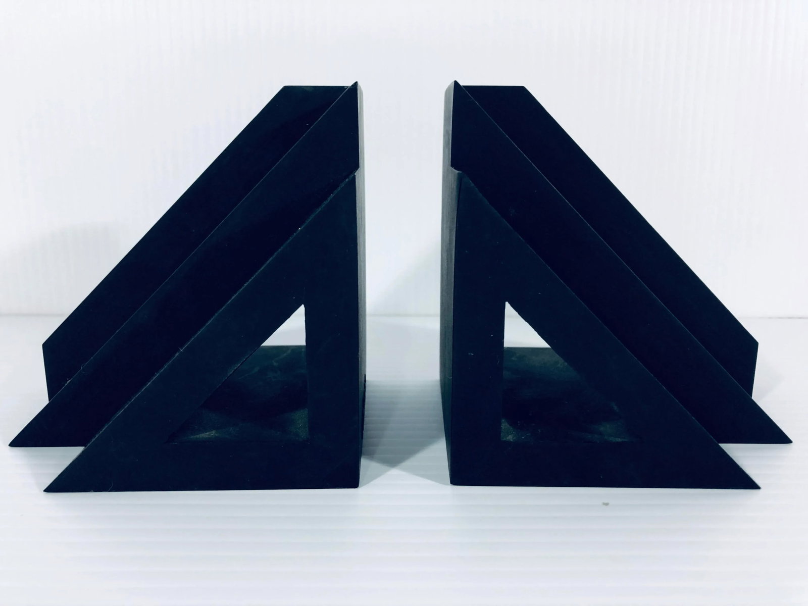 Post Modern Nero "co'modo" Matte Black Rubber Bookends - a Pair - 2
