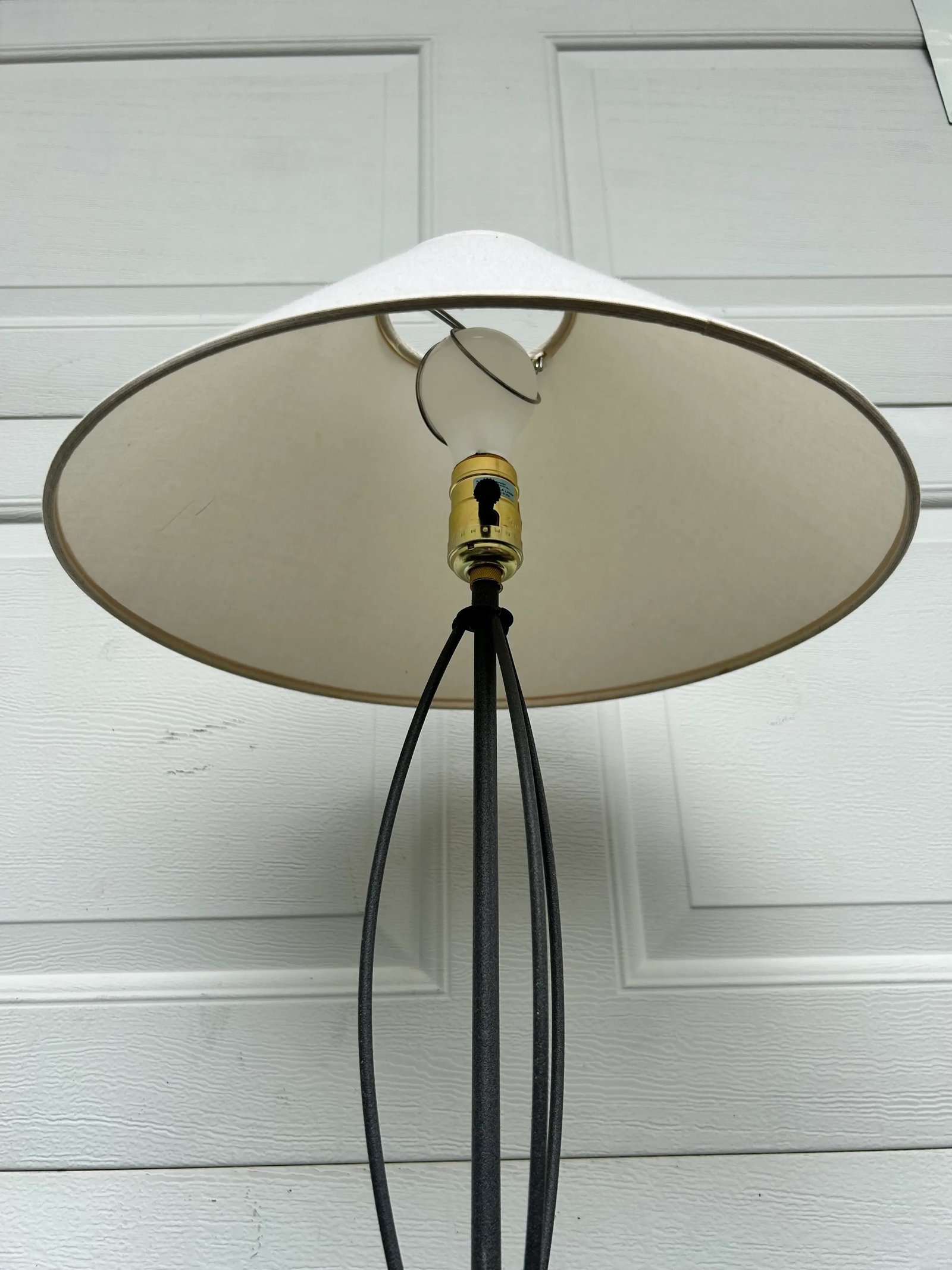 Late 20th Century Postmodern Metal Table Lamp - 3