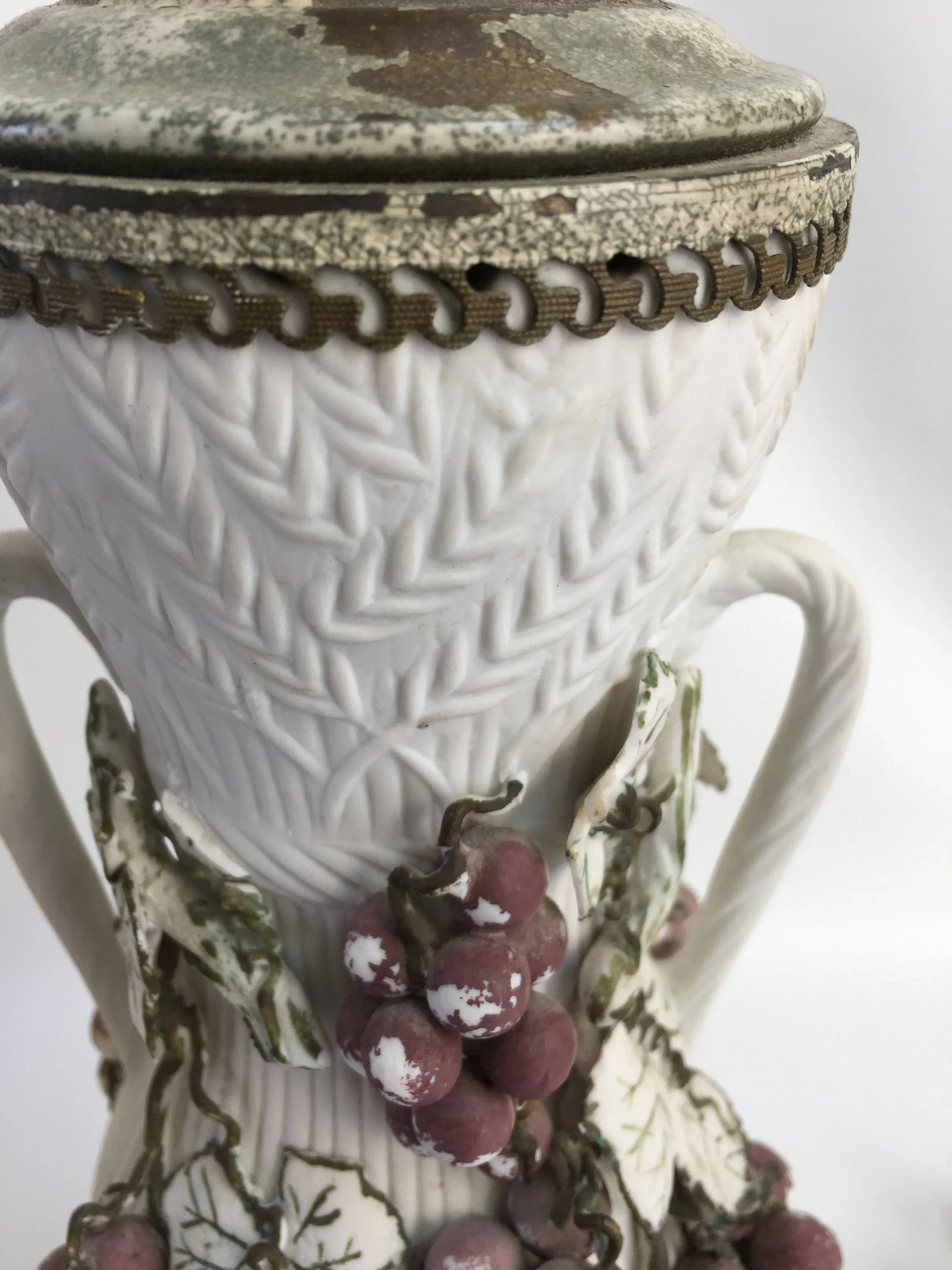 Vintage Italian Grape & Foliate Motif Porcelain Table Lamps - a Pair - 6