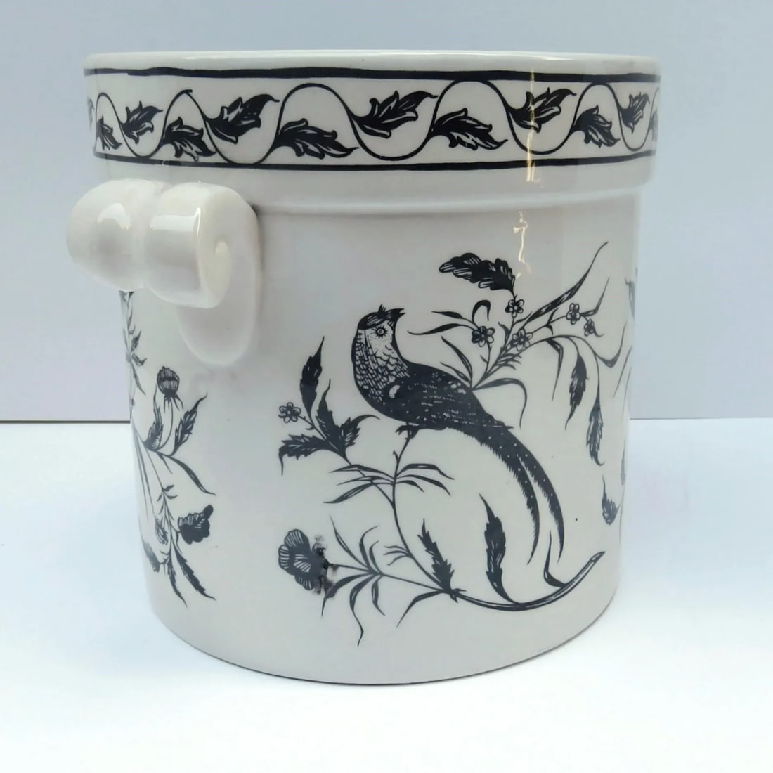 Large Portuguese Hand-Painted Cachepot - 4