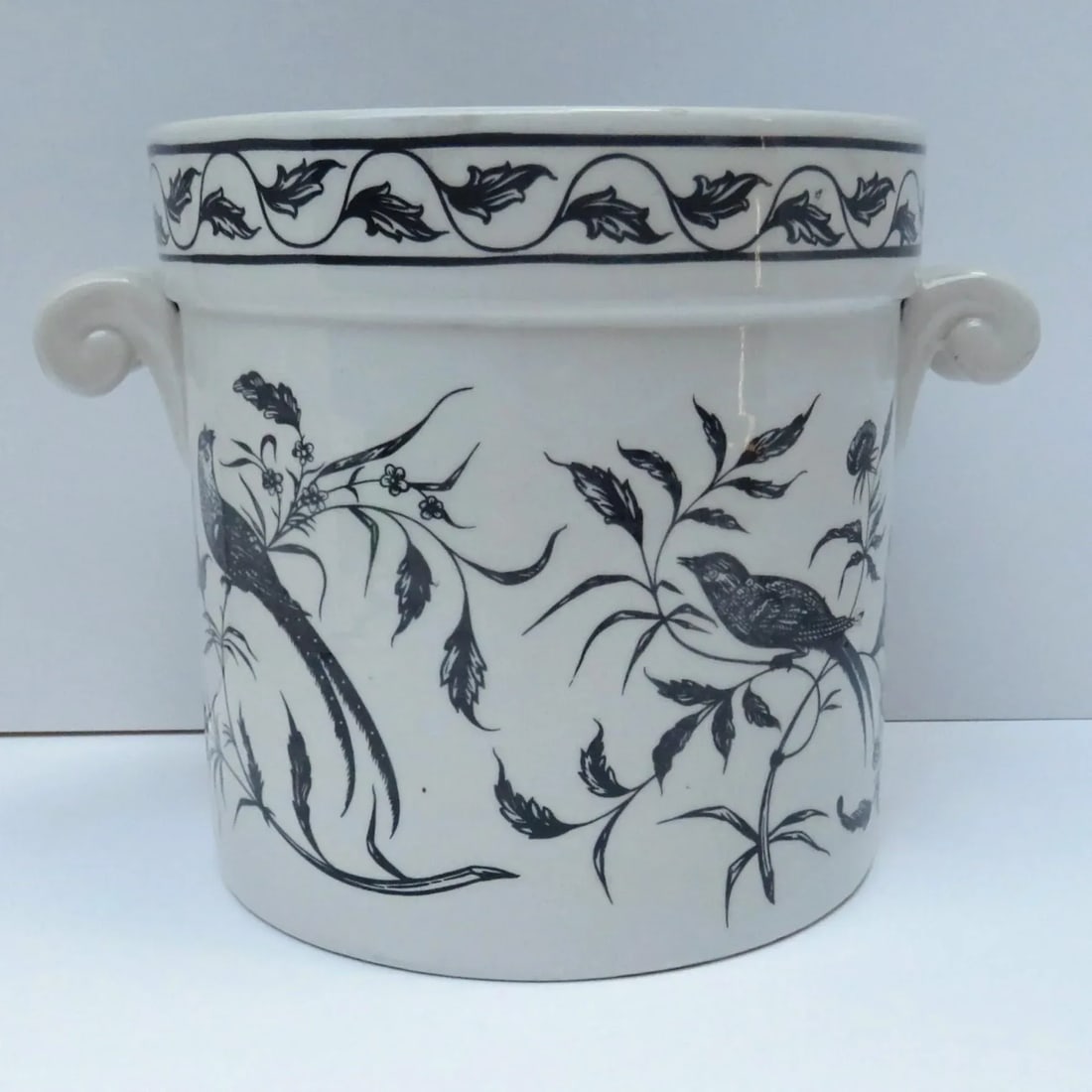 Large Portuguese Hand-Painted Cachepot - 5