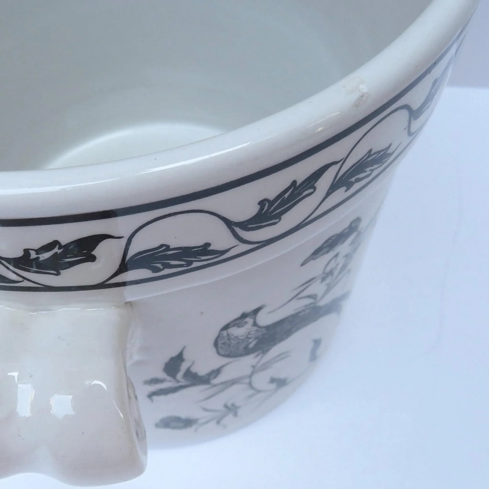 Large Portuguese Hand-Painted Cachepot - 8