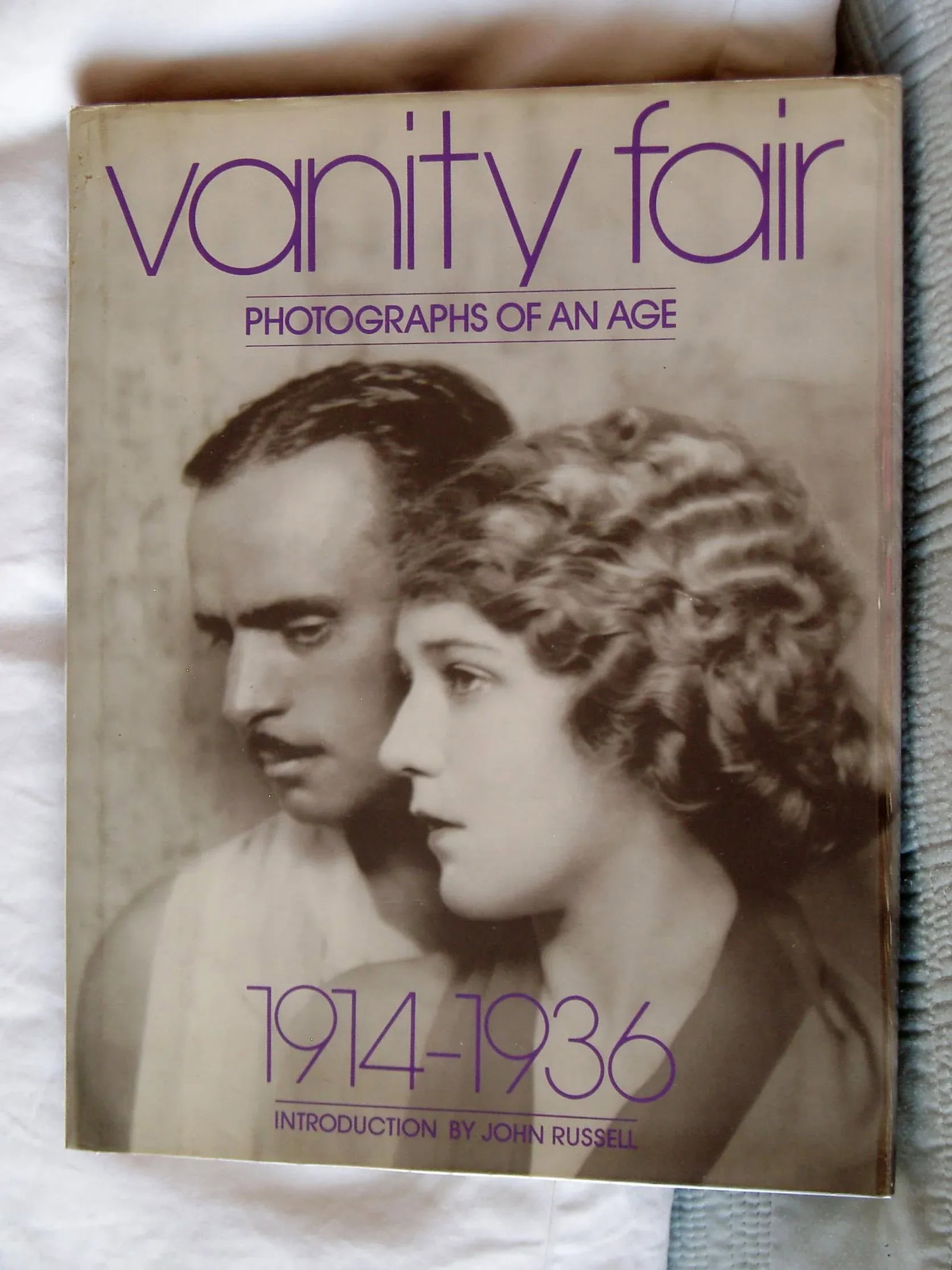Vanity Fair Photographs: 1914-1936 Book - 8