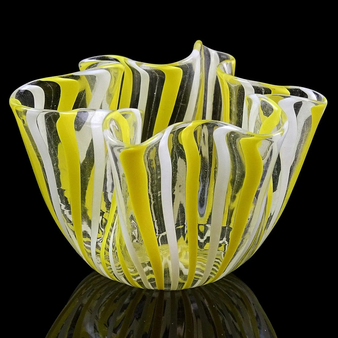 Vintage Murano Venini Bianconi Yellow White Filigrana Ribbons Italian Art Glass Decorative Fazzolett - 2