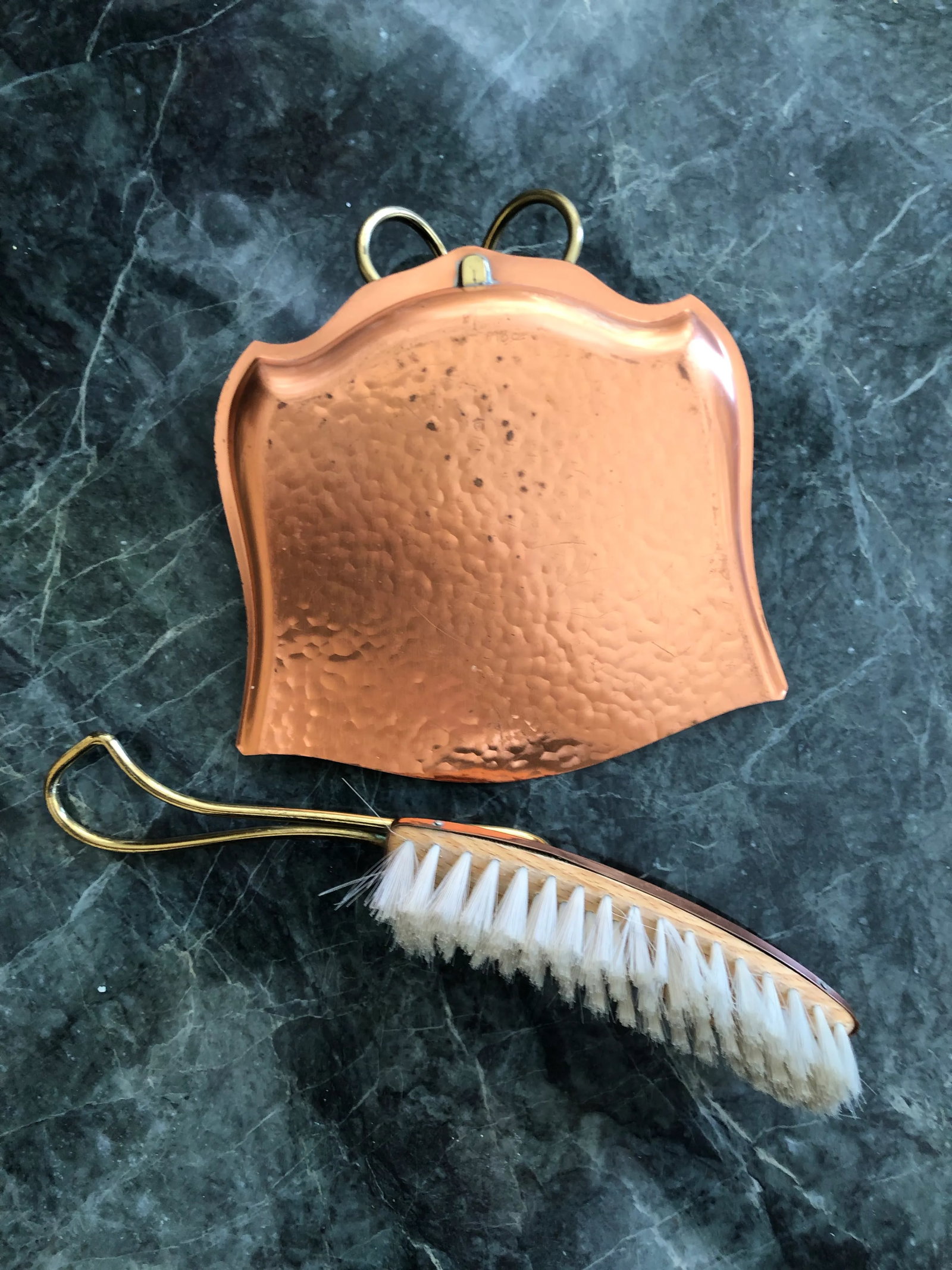Dining Table Dustpan and Brush - 2