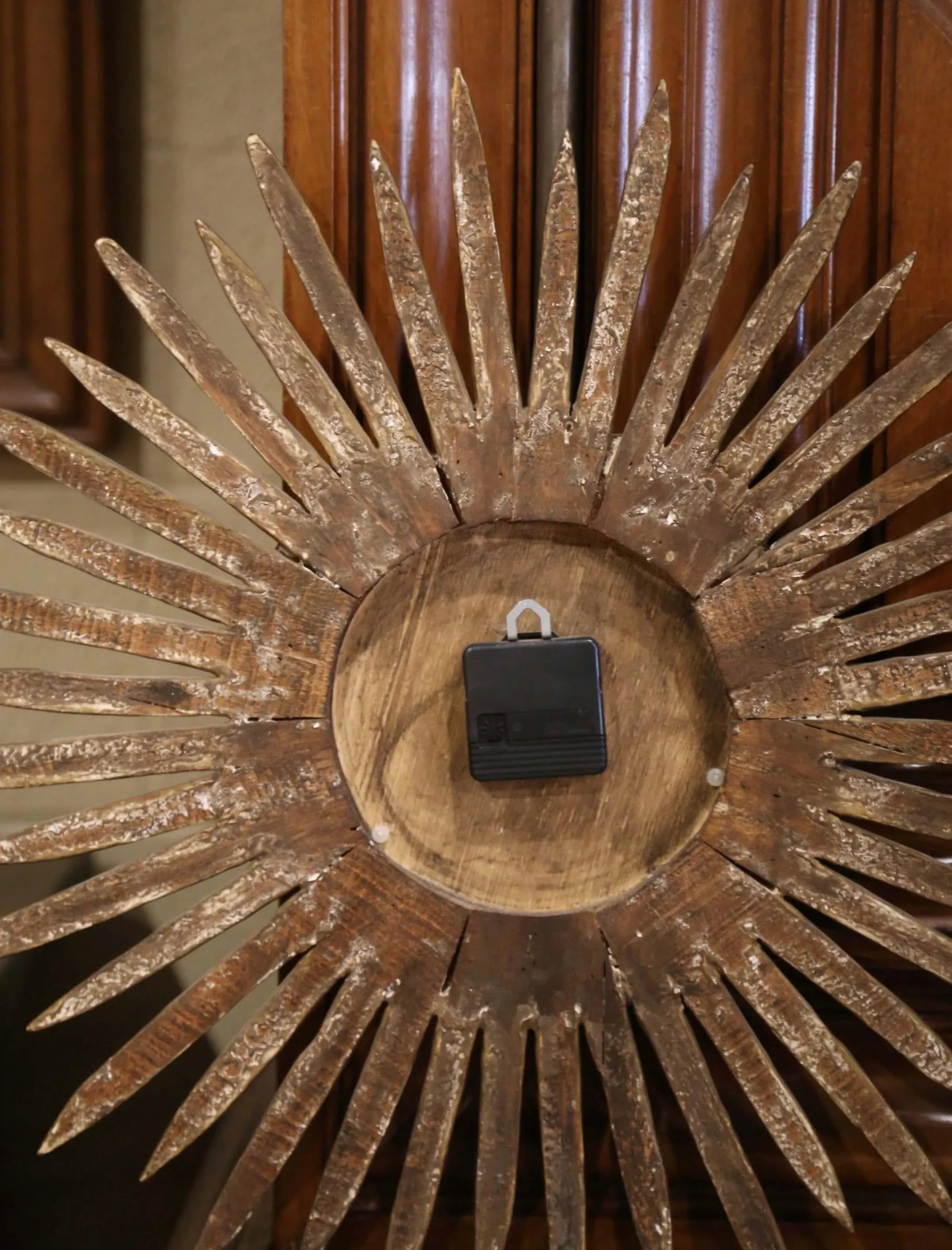 Mid 20th Century Mid-Century Spanish Carved Giltwood Sunburst Wall Clock With Mirrored Insets - 8