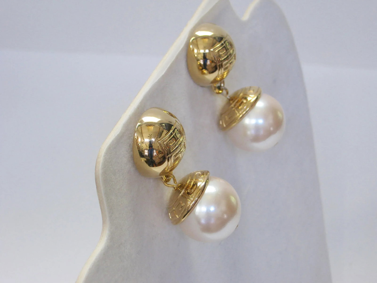 1970s Givenchy Gold-Plated & Glass Pearl Drop Earrings, 2 Pieces - 2