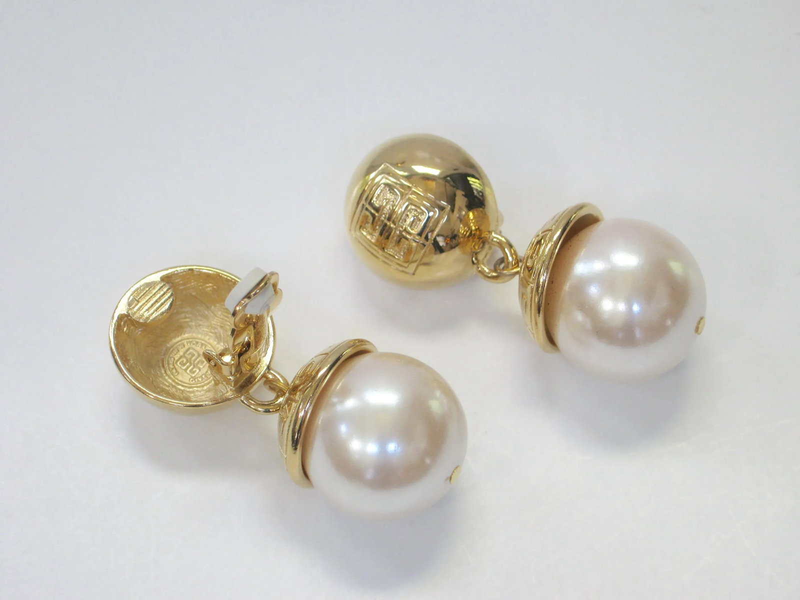 1970s Givenchy Gold-Plated & Glass Pearl Drop Earrings, 2 Pieces - 3