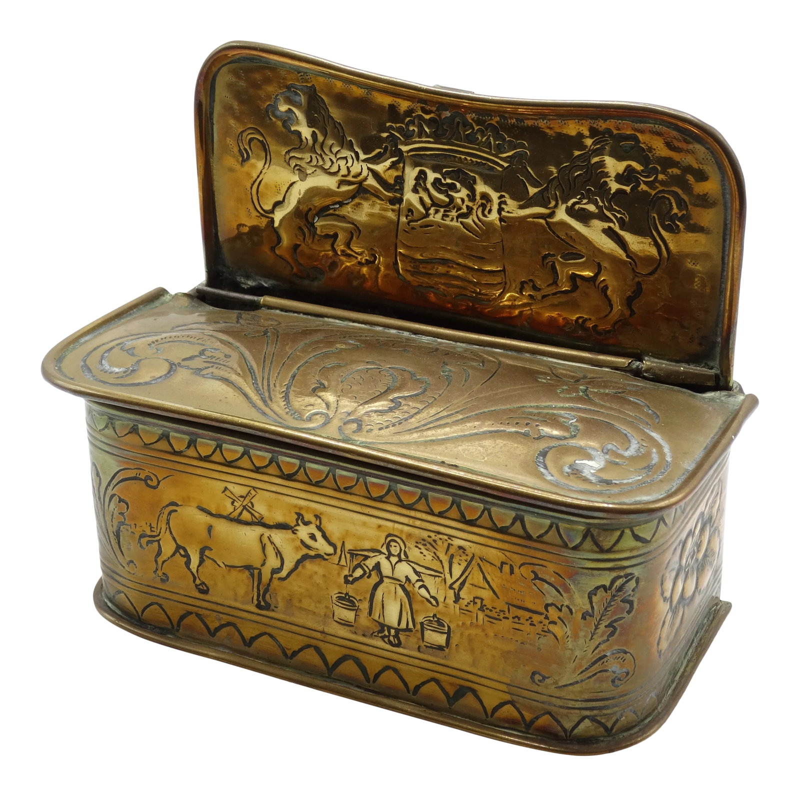 Antique Dutch Brass Lidded Candle Box: An antique early 19th-Century hanging Dutch candle box. It is made of brass and has a heraldic cartouche and a delightful folkart scene of a milkmaid and cow. It has a hinged lid, lovely aged patina