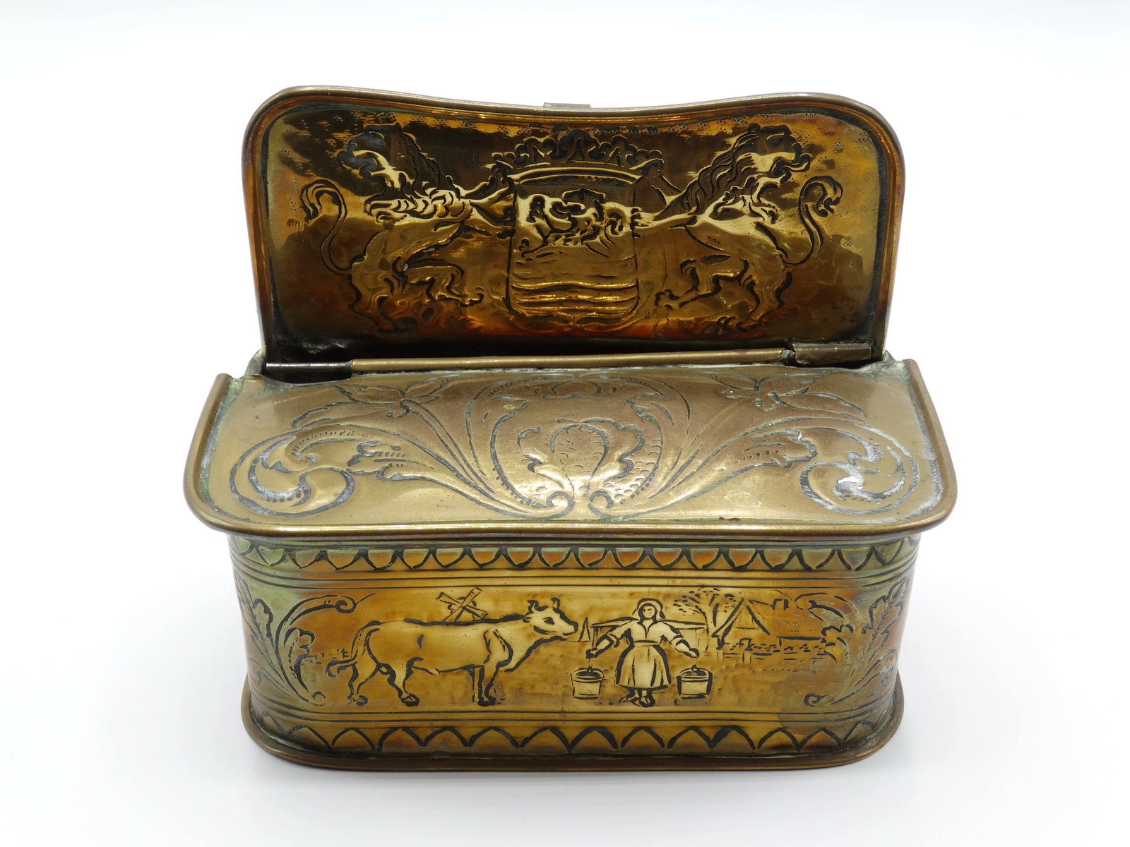 Antique Dutch Brass Lidded Candle Box - 3